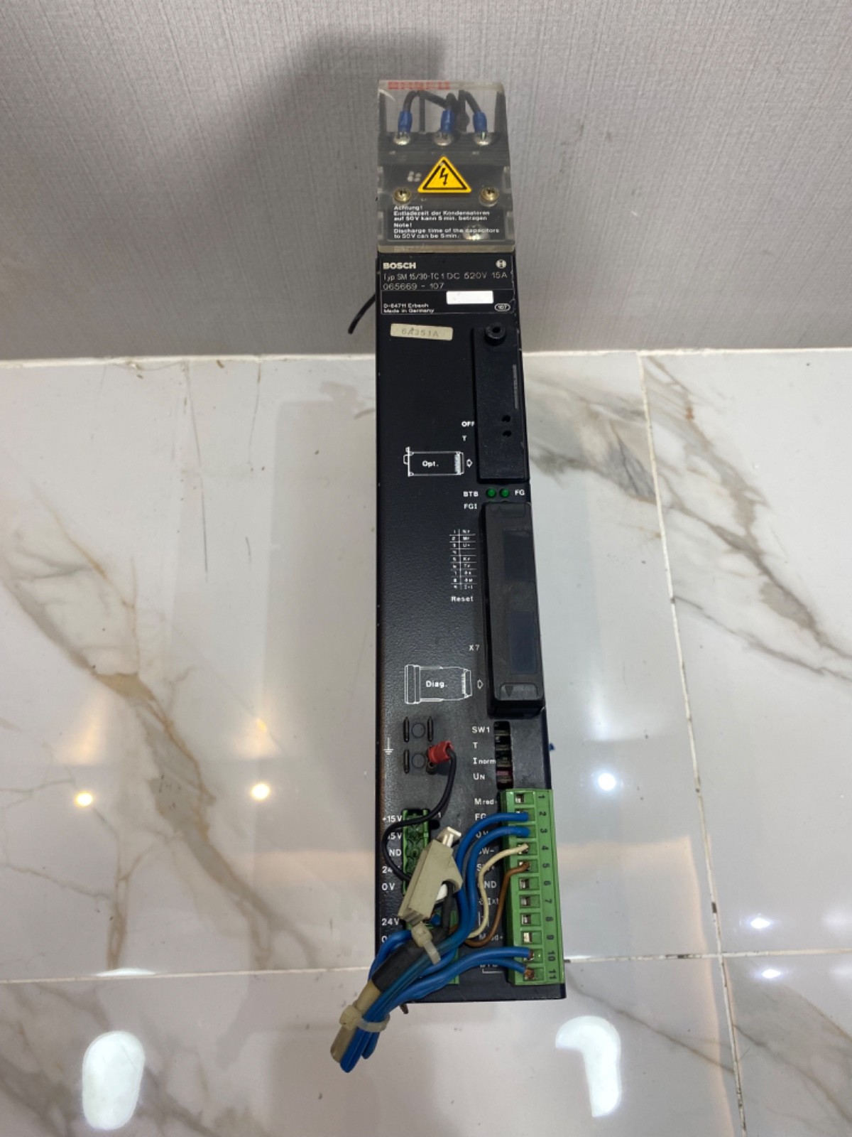 BOSCH SM 15/30-TC 1 15A PEAK CURRENT SERVO DRIVE MODULE