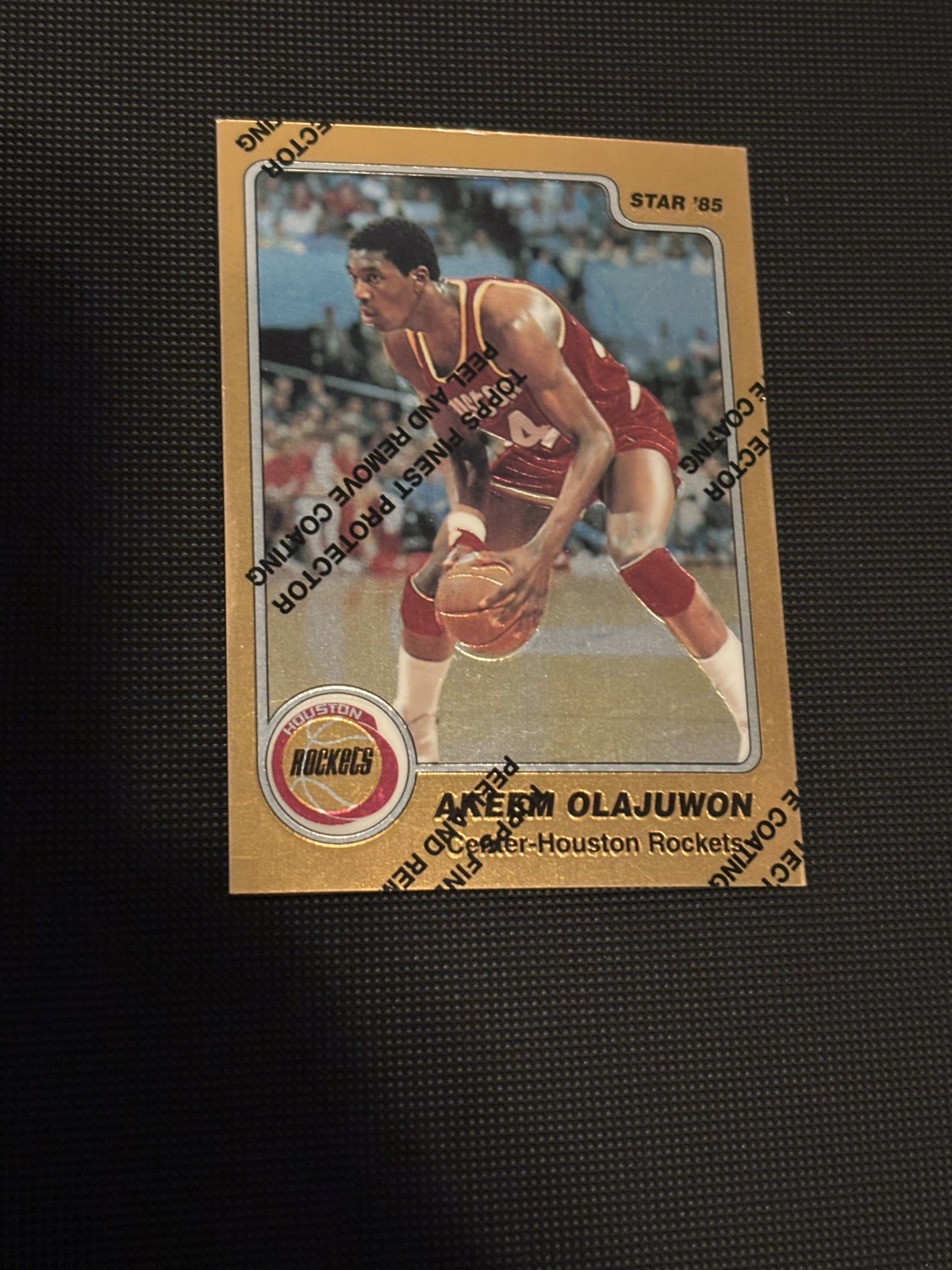 Star 1984-85 Star \'85 Akeem Olajuwon Reprint #237 w/protective coating
