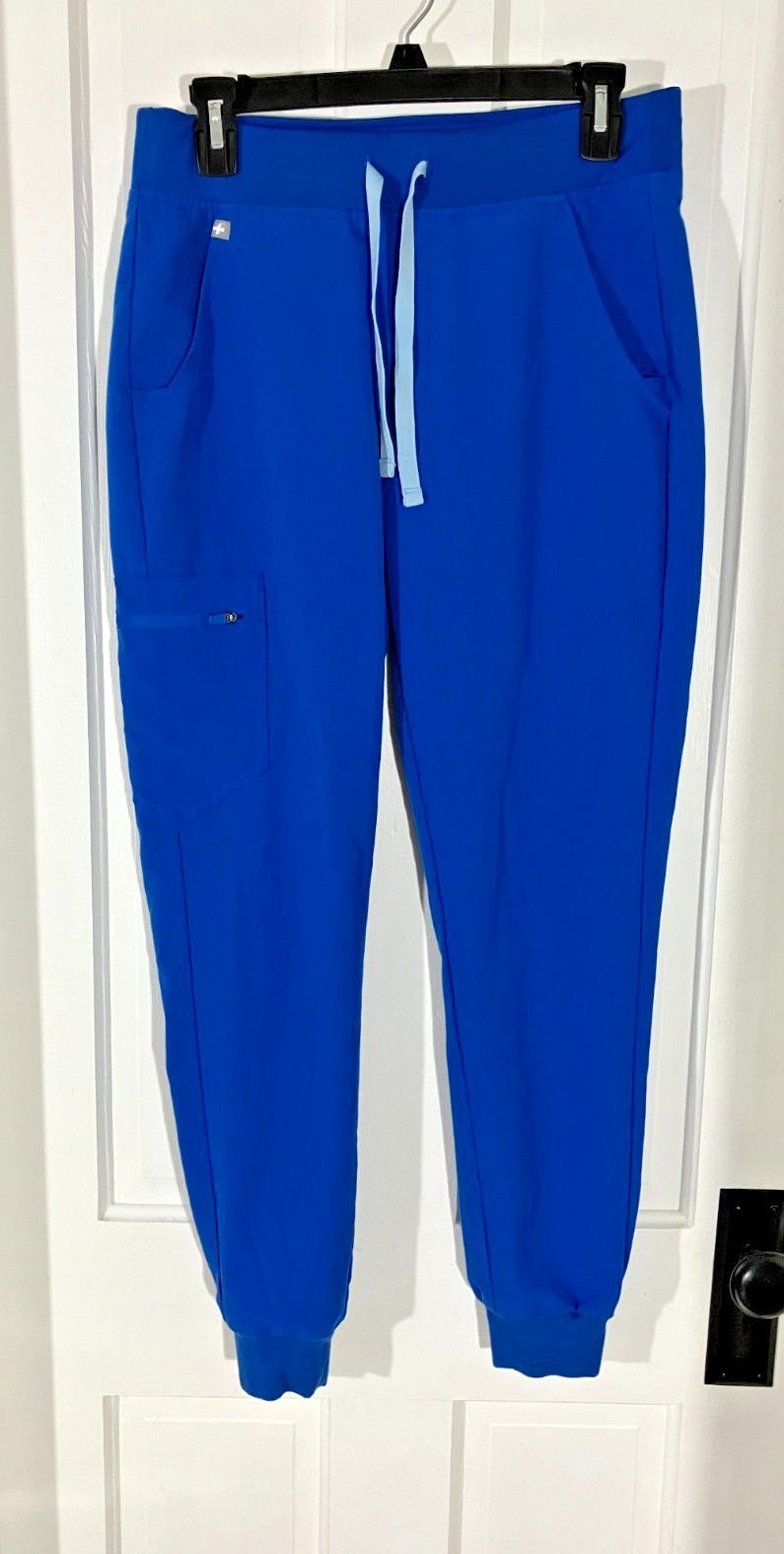 FIGS Zamora Jogger Scrub Pants Womens Small Royal Blue Medical Nursing Cargo FIGS Zamora Jogger Scrub Pants Womens Small Royal Blue Medical Nursing Cargo