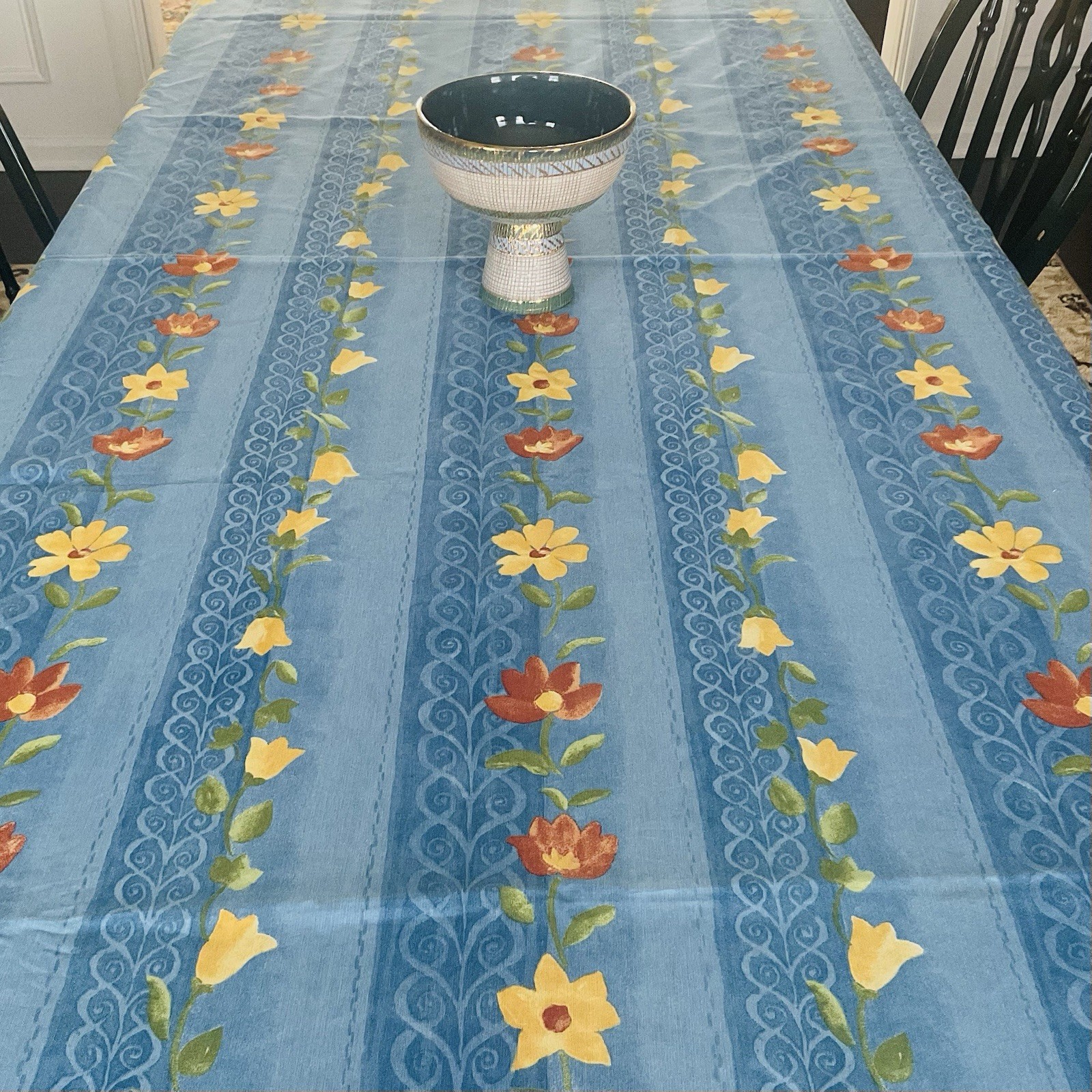 VTG French Country Floral Pattern Blue Background By Textiles PPastor S.L. 107”
