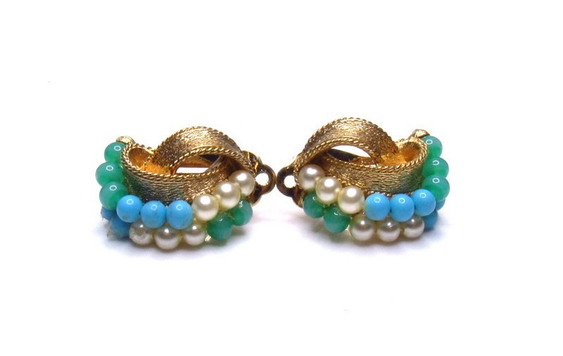 Vintage Ciner Faux Pear Turquoise Jade Clip Earrings