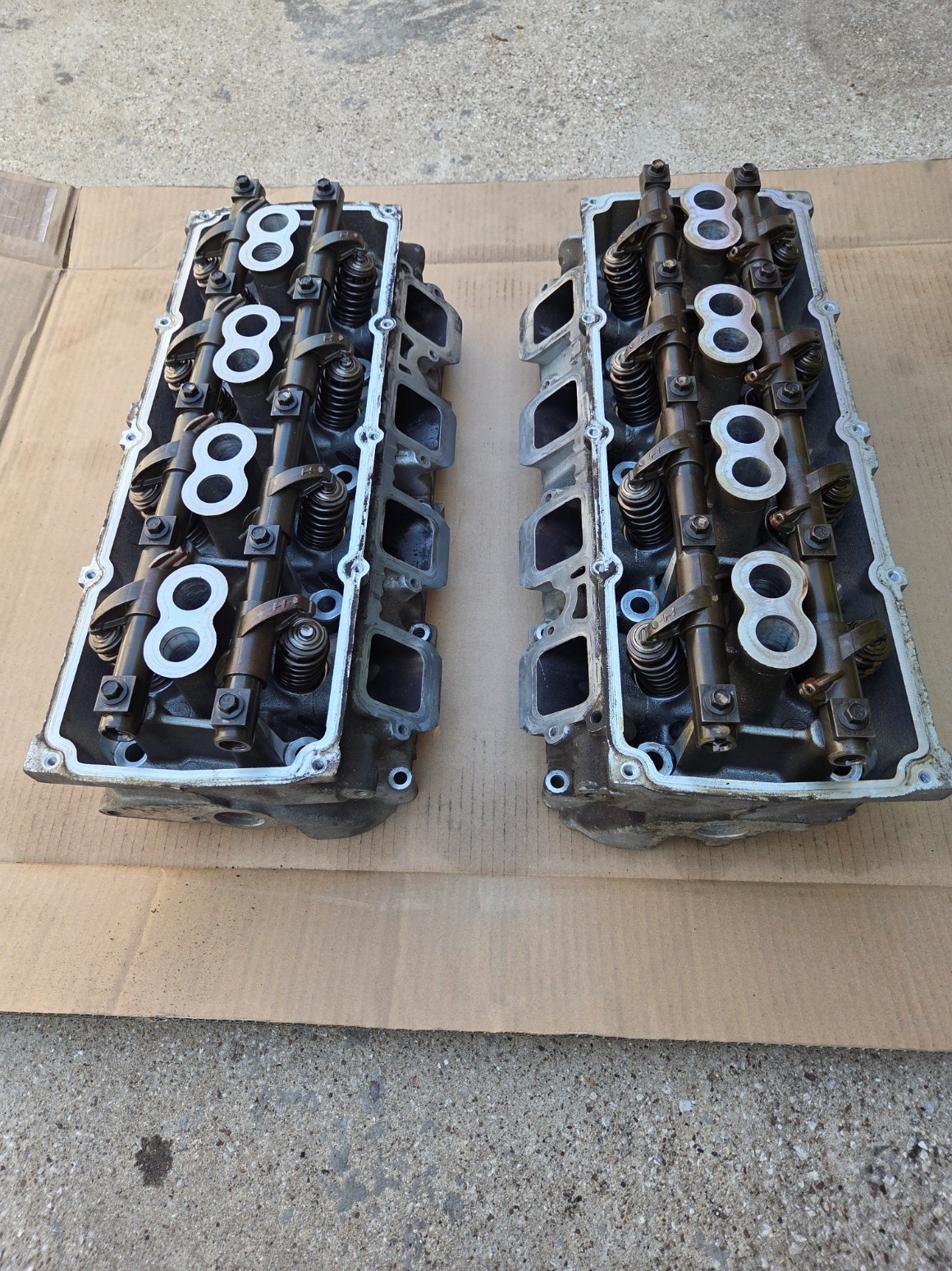 Dodge Charger 5.7L Hemi OEM Rebuildable Cylinder Head SET eagle 53021616DE mopar