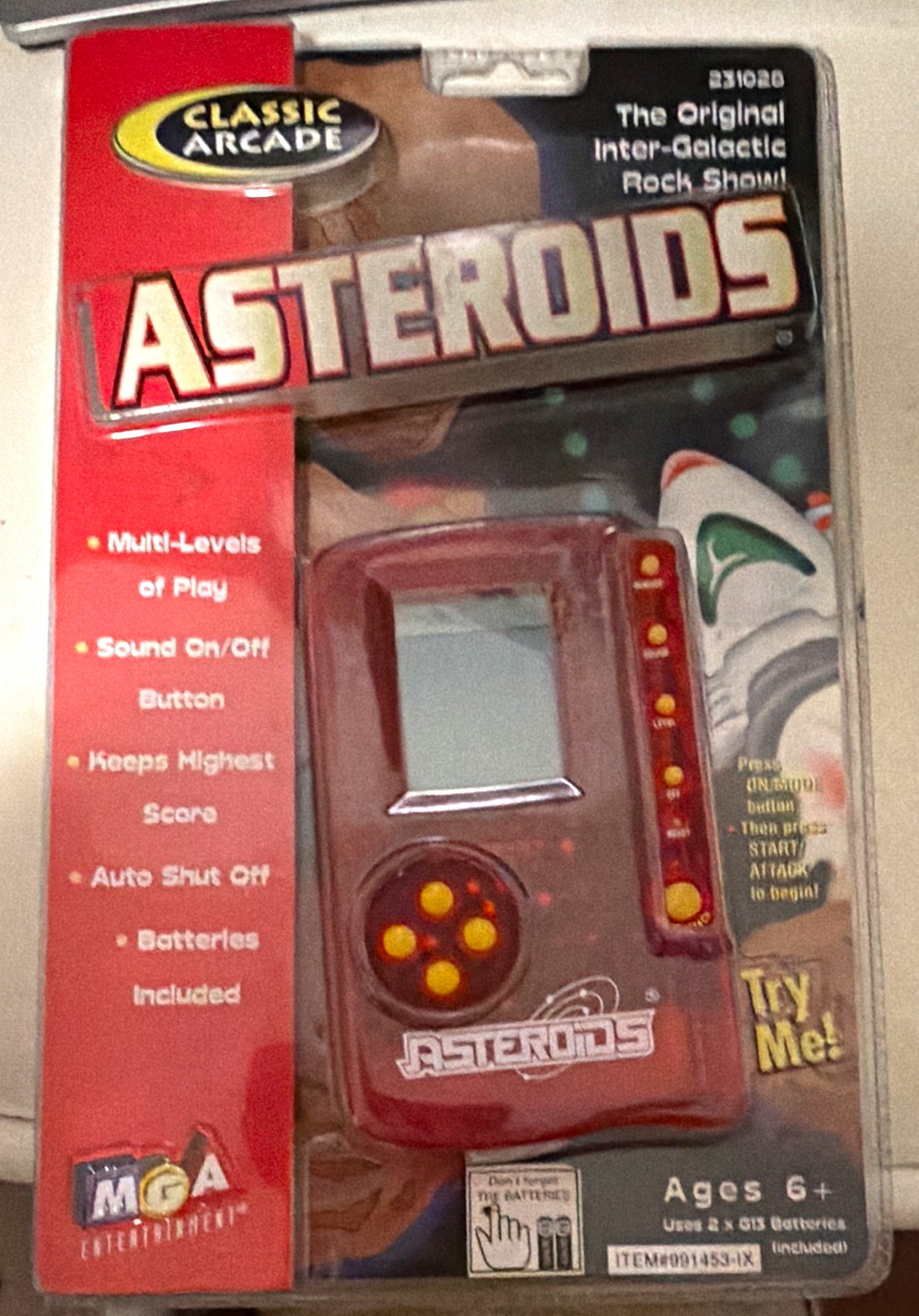 MGA Entertainment Asteroids Handheld Electronic Game 1998 6+ 231028