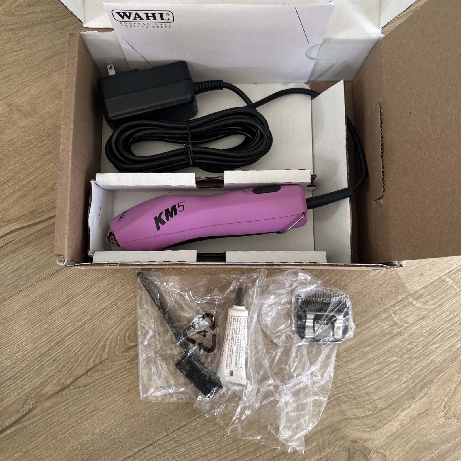 Wahl KM5 2 Speed Animal Clippers PINK Pet Grooming NEW OPEN BOX