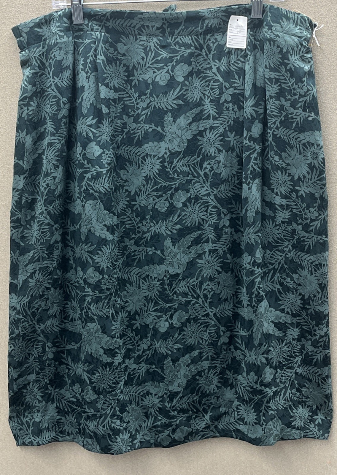 Carlisle Green Botanical Floral Print Pencil Skirt Midi NWT Size 18