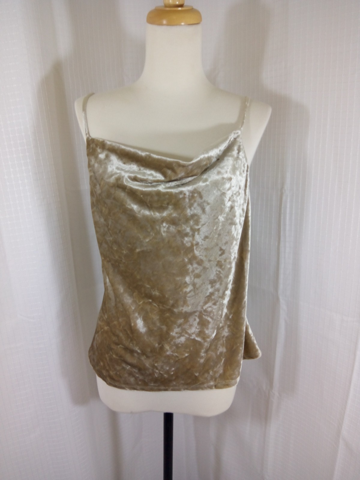 Skies Are Blue Woman Size XS NWT Cowl neck strappy Velvet cami top Champagne