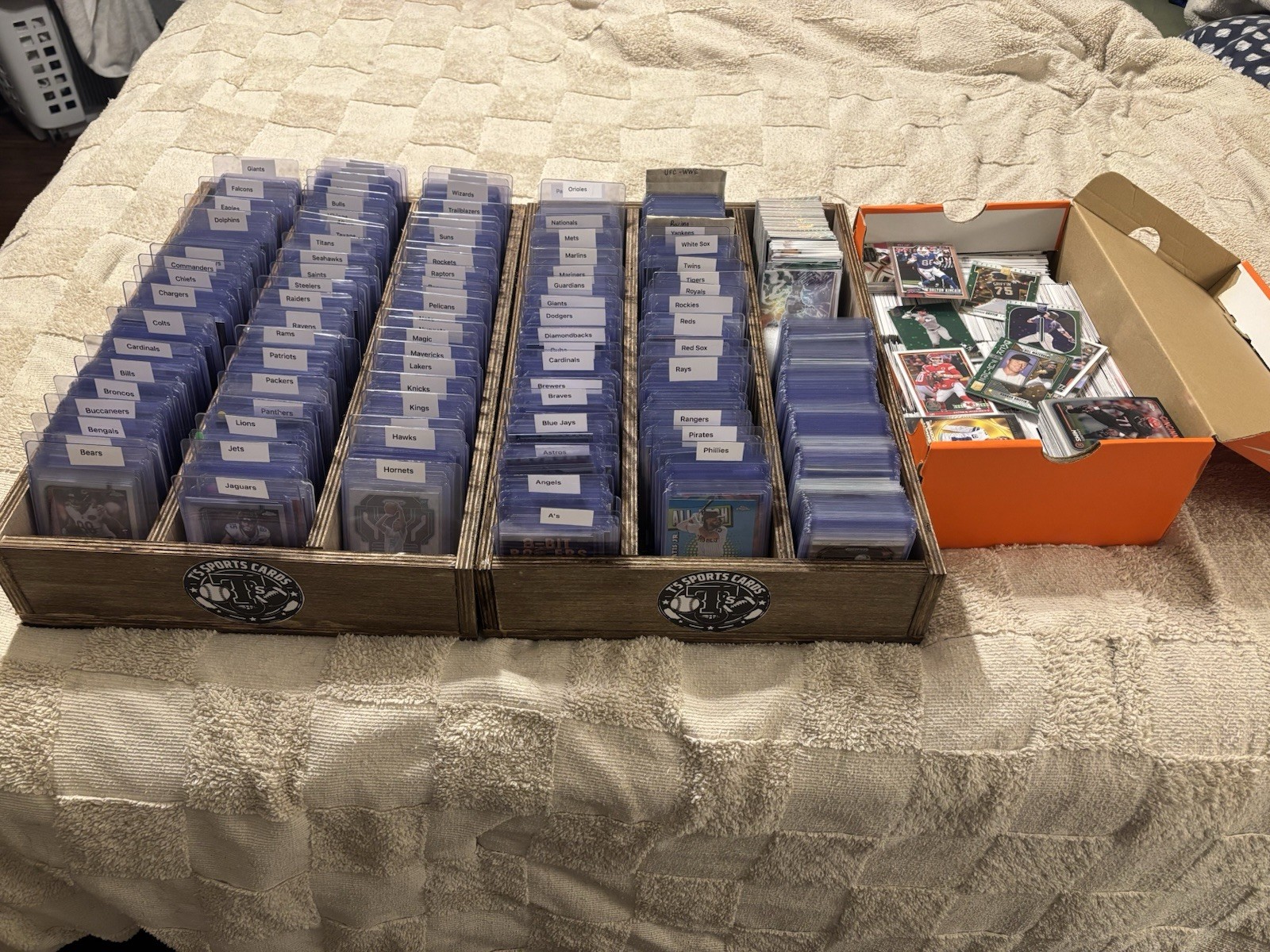 2,000+ Huge Sports Card Lot. Refractors, Numbered, Autos, Inserts. NFL, MLB, NBA 2,000+ Huge Sports Card Lot. Refractors, Numbered, Autos, Inserts. NFL, MLB, NBA