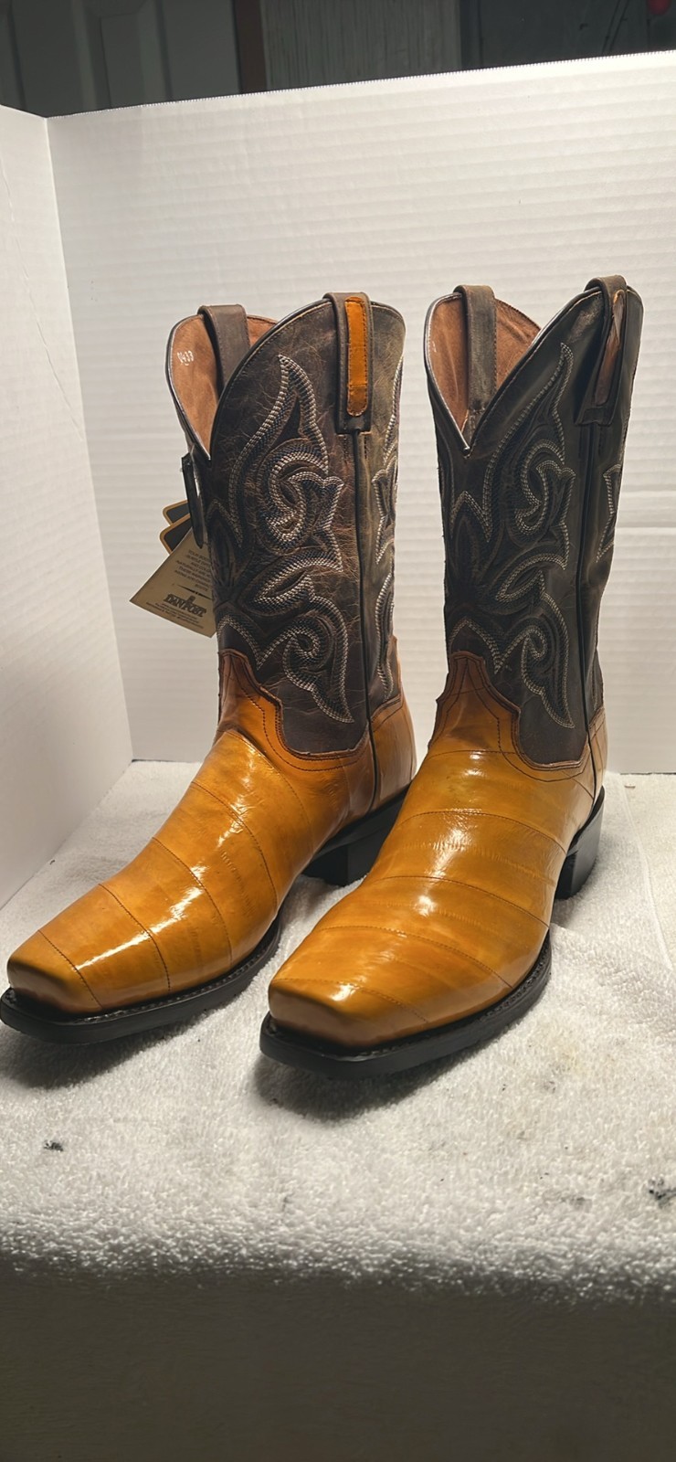 DAN POST ELL SKIN COWBOY BOOTS 11.5-D NEW