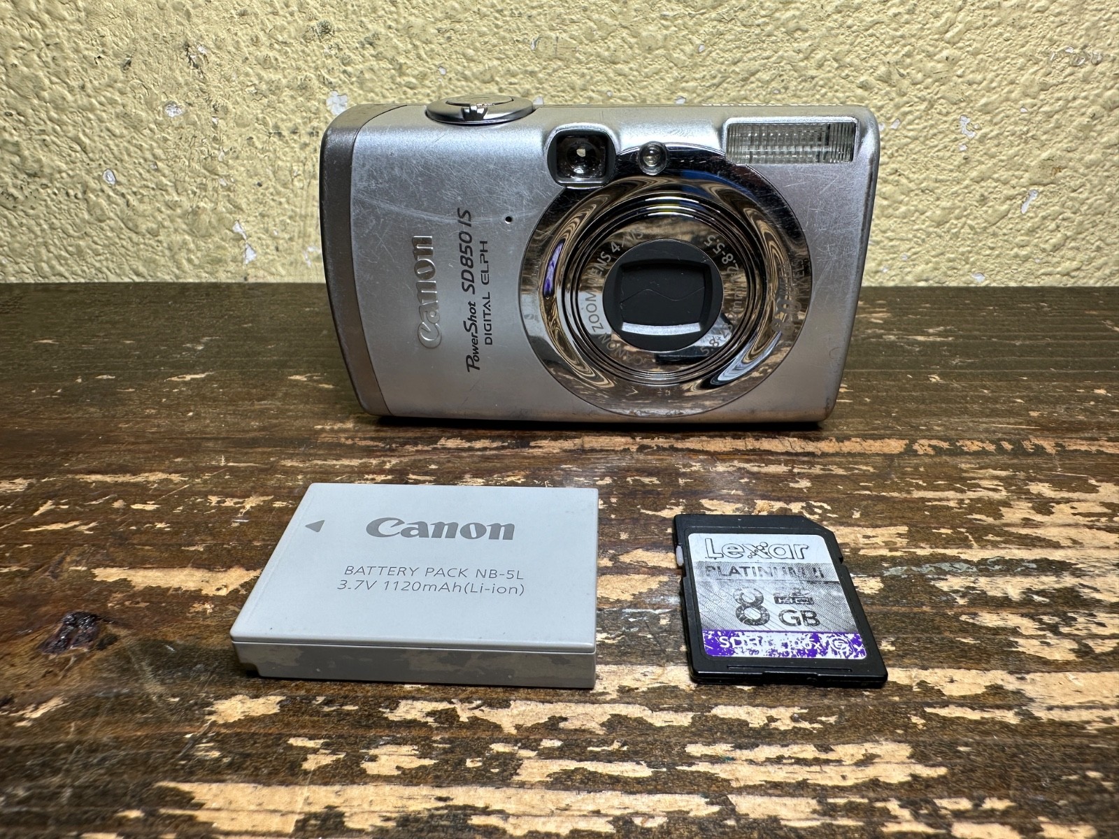 Canon PowerShot SD850 IS Digital ELPH 8MP Camera Tested Working Battery 8GB SD