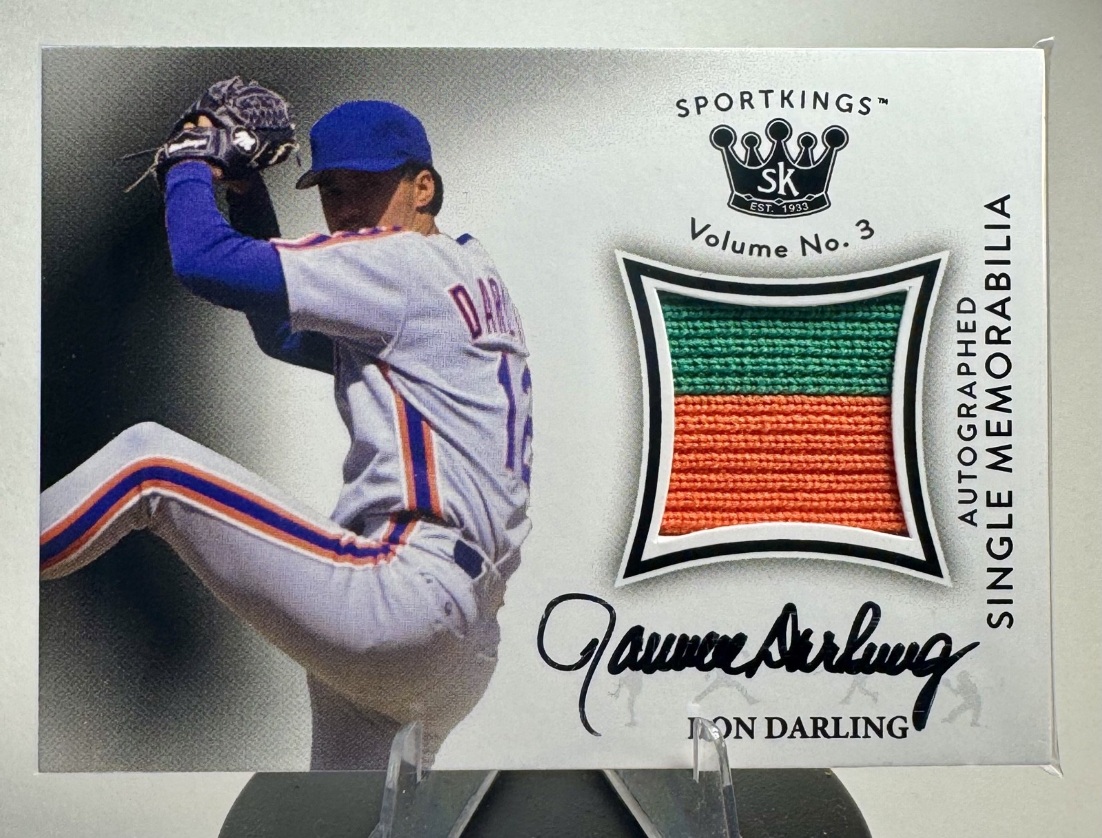 2022 Sportkings Volume 3 Autographed Single Memorabilia Ron Darling #AM-RD Black