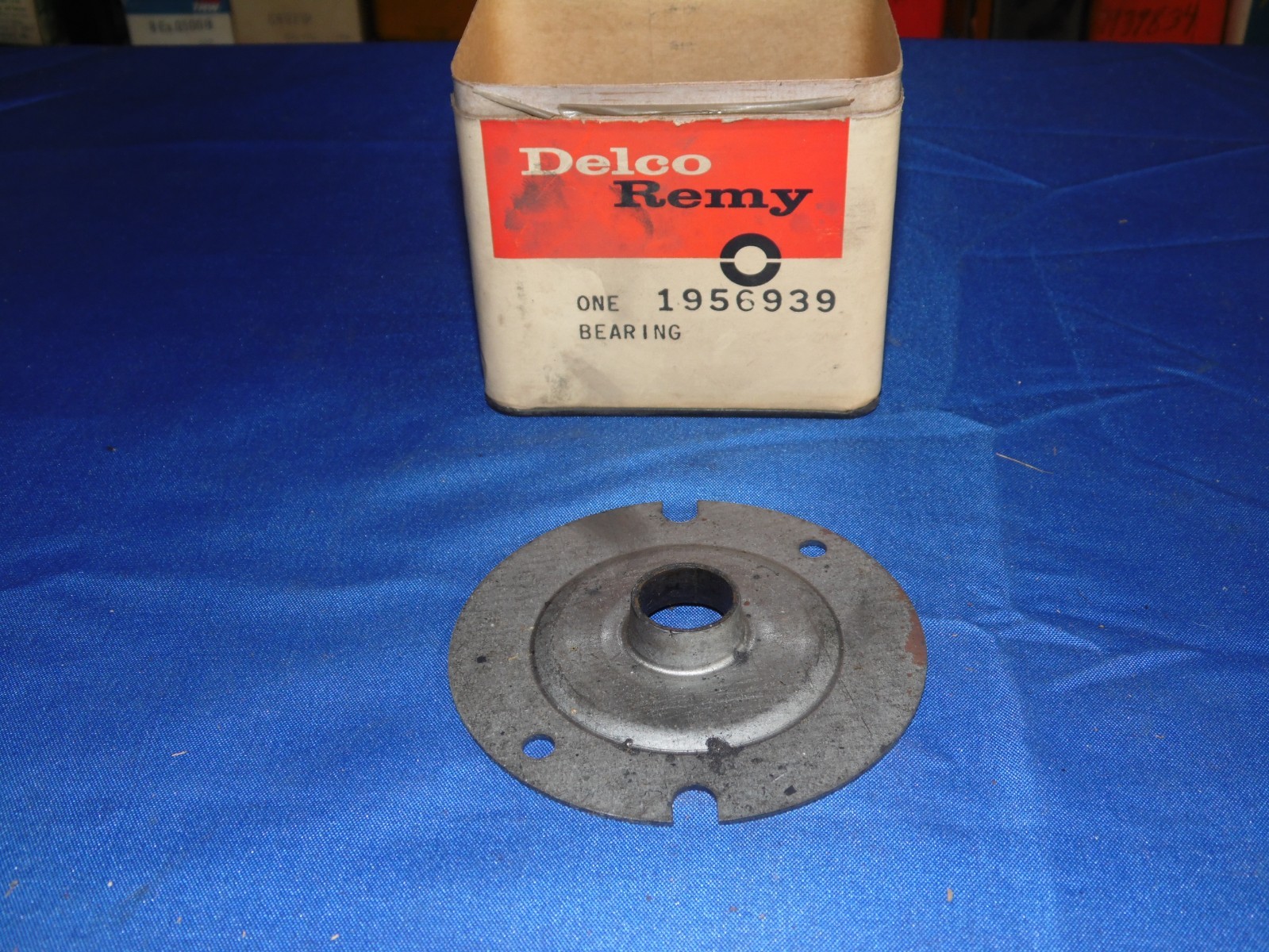 NOS OEM Vintage Delco Remy Starter Bearing Plate 1956939