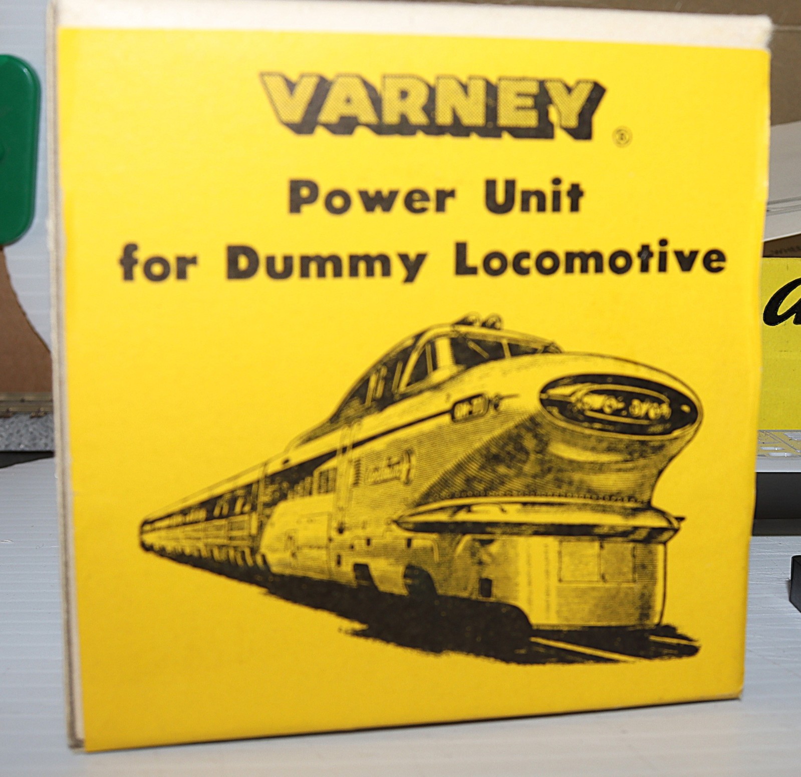 Vintage Varney HO Scale GM Areotrain Powered Set Loco-Coach-Observation Kits NOS Vintage Varney HO Scale GM Areotrain Powered Set Loco-Coach-Observation Kits NOS