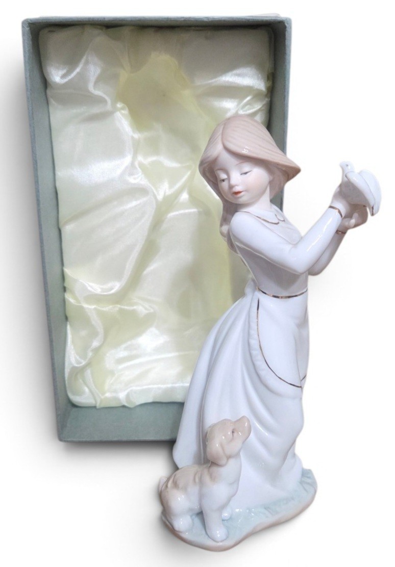 Vintage Porcelain Figurine Young Girl With Puppy & Bird #HP0072