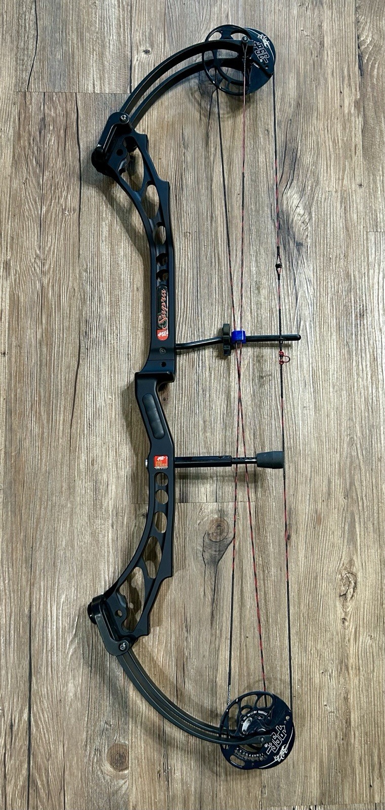 PSE Supra - Factory Custom Order - 60 Lb - RH PSE Supra - Factory Custom Order - 60 Lb - RH