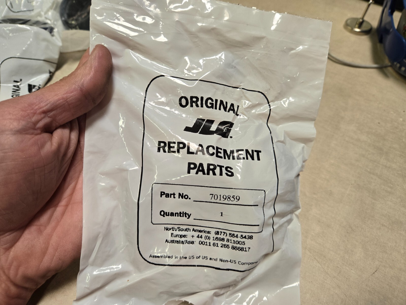 Original JLG Replacement Parts KIT, SEAL # 7019859  CYLINDER KIT SEALED