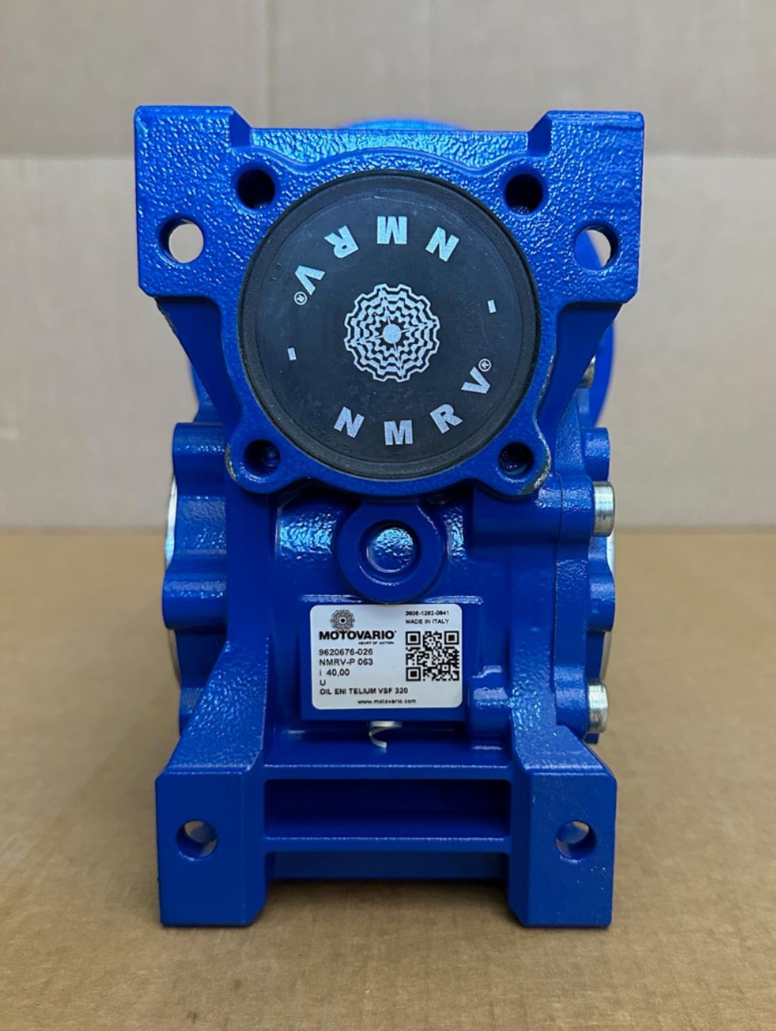 MotoVario Worm Gear Reducer 40:1 Ratio Gearbox 40/1 NMRV-P063 MotoVario Worm Gear Reducer 40:1 Ratio Gearbox 40/1 NMRV-P063
