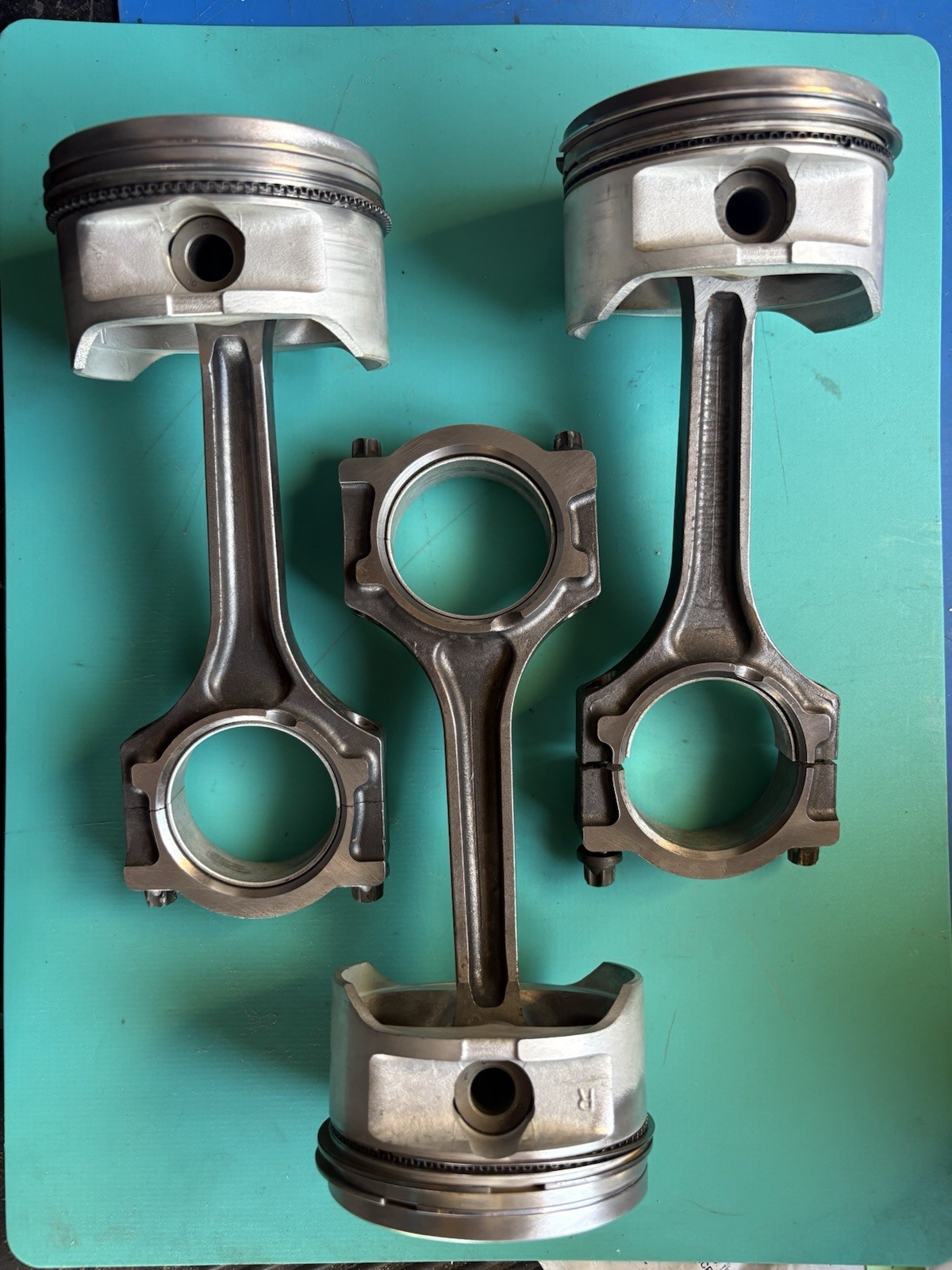 Mercury 804104T1 Outboard 90hp 4-stroke piston AY 2001-2005 FRESHWATER Lot of 3