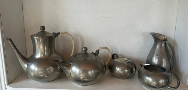 Vintage 1960s Royal Holland Pewter KMD Tiel 5-Pc Tea Coffee Set Dutch MCM Vintage 1960s Royal Holland Pewter KMD Tiel 5-Pc Tea Coffee Set Dutch MCM