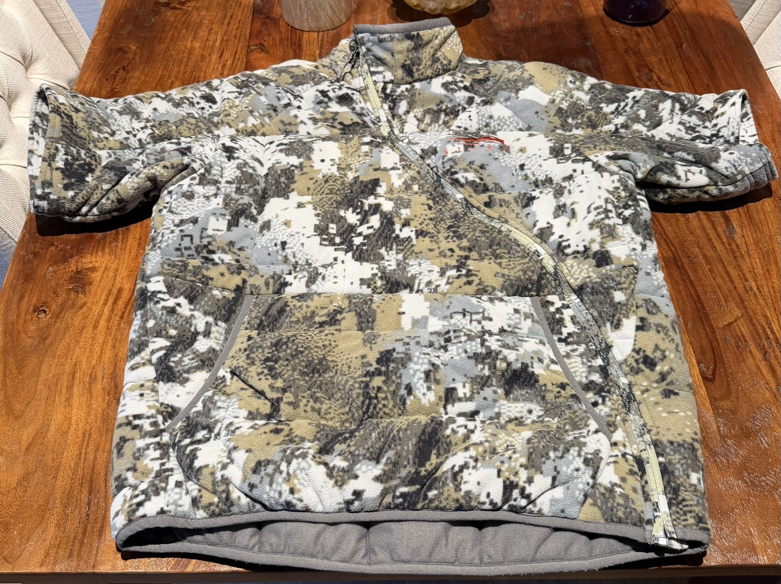 Sitka Gear Men\'s Medium Celsius Insulated Shacket Gore Optifade Elevated II Sitka Gear Men\'s Medium Celsius Insulated Shacket Gore Optifade Elevated II