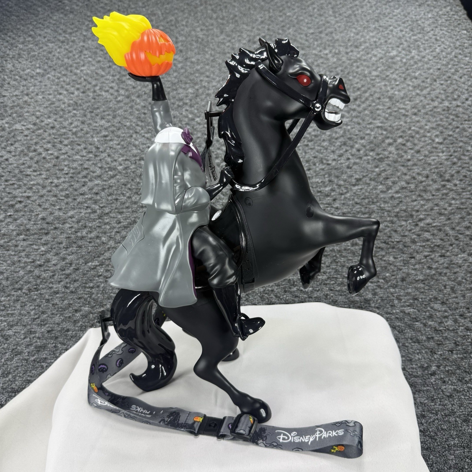 NEW Disney Parks 2026 Headless Horseman Popcorn Bucket In Hand