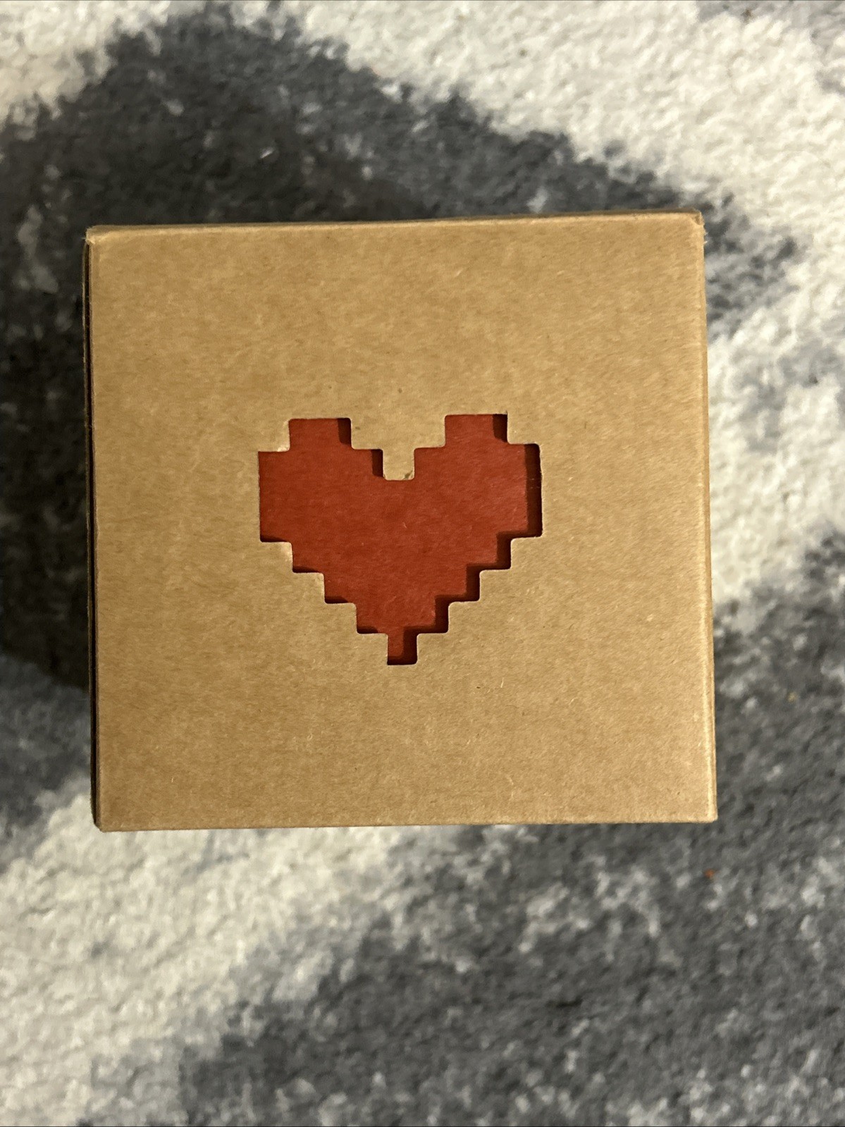 NOB Lovebox V1 Electronic Love Note Messenger Spinning Heart - No Cord NOB Lovebox V1 Electronic Love Note Messenger Spinning Heart - No Cord