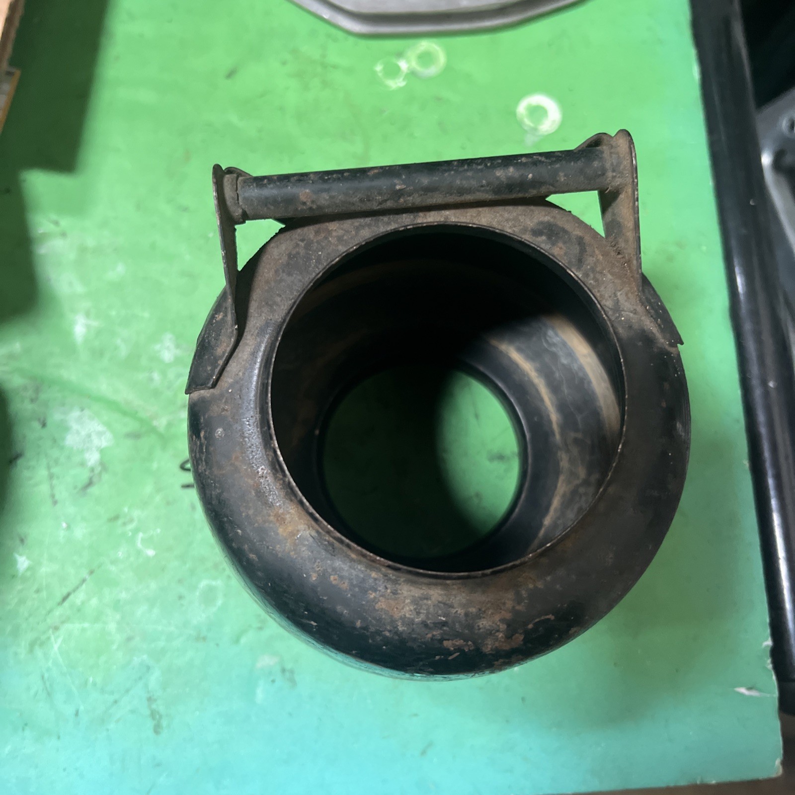 1976 KAWASAKI KH 500 AIR CLEANER BOX 11010-097 Triplestuff 1976 KAWASAKI KH 500 AIR CLEANER BOX 11010-097 Triplestuff