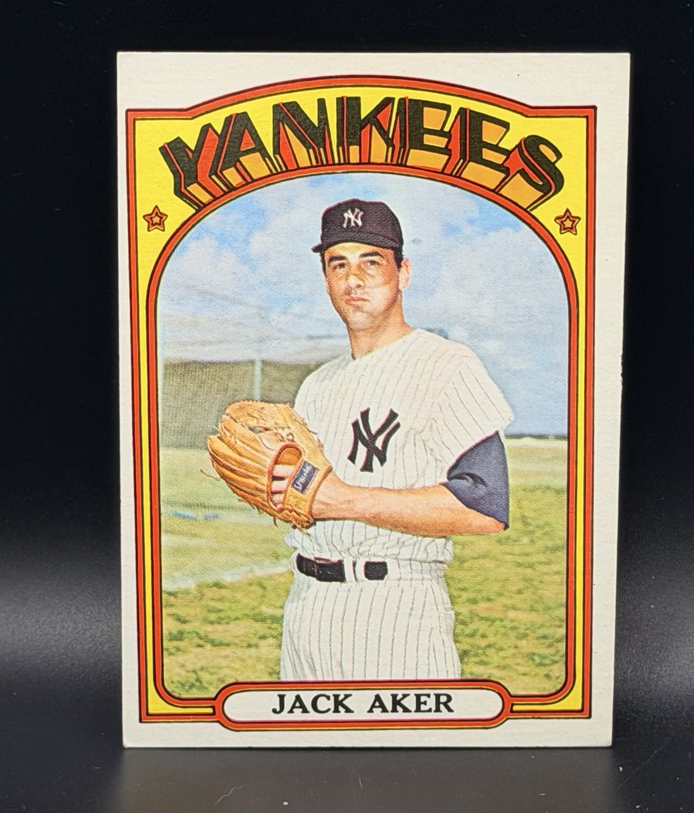 1972 Topps #769 Jack Aker New York Yankees High Number Baseball Card 1972 Topps #769 Jack Aker New York Yankees High Number Baseball Card