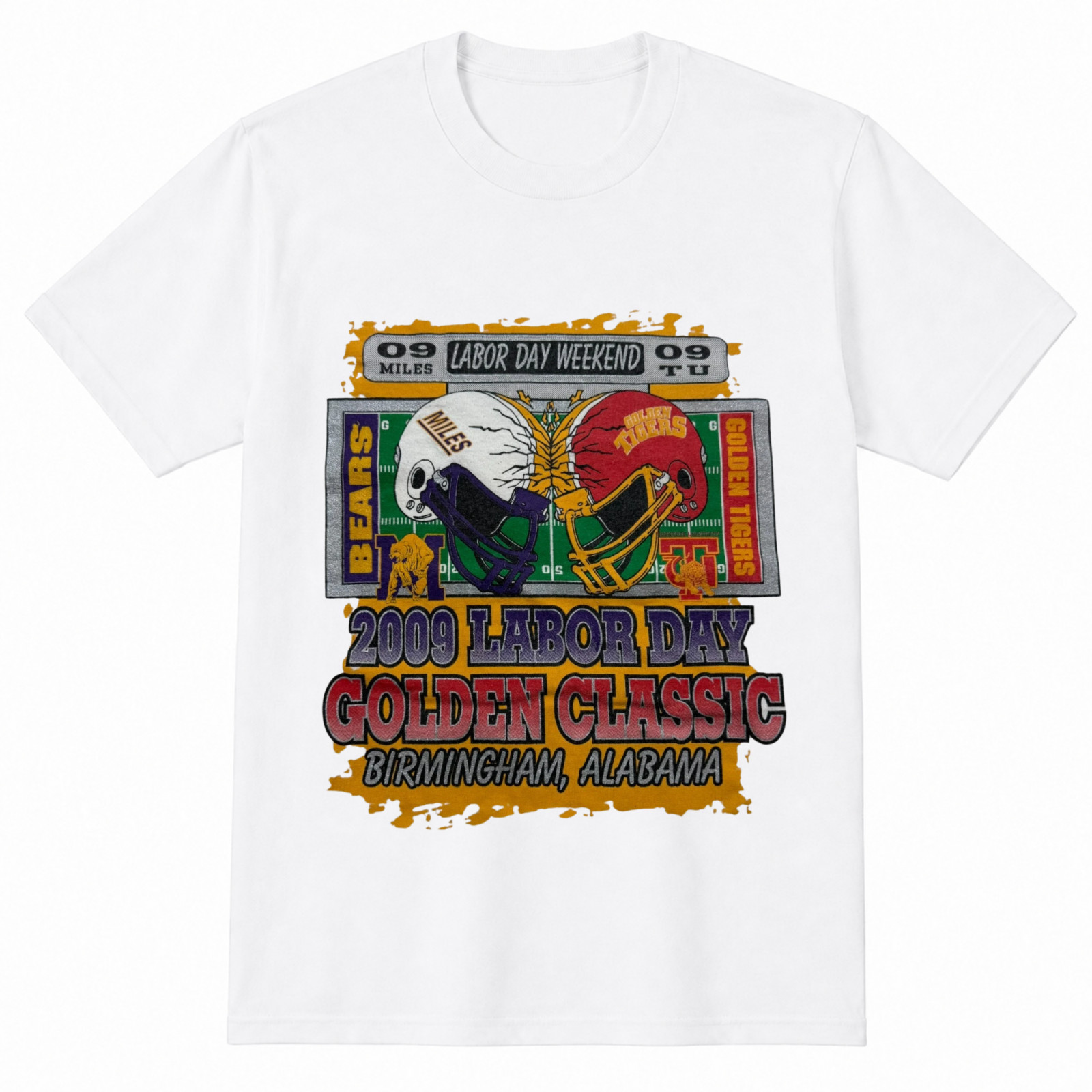 Vintage Style Graphic T-Shirt Bears vs Tigers Fan Art Unisex Retro Reprint