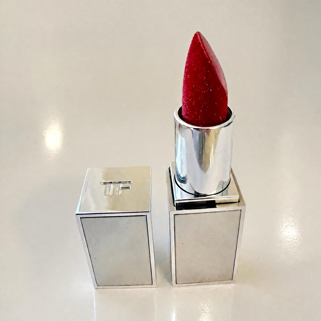 Tom Ford Extreme Lip Spark Lipstick - Shade 07 Stunner (Limited Edition) Tom Ford Extreme Lip Spark Lipstick - Shade 07 Stunner (Limited Edition)