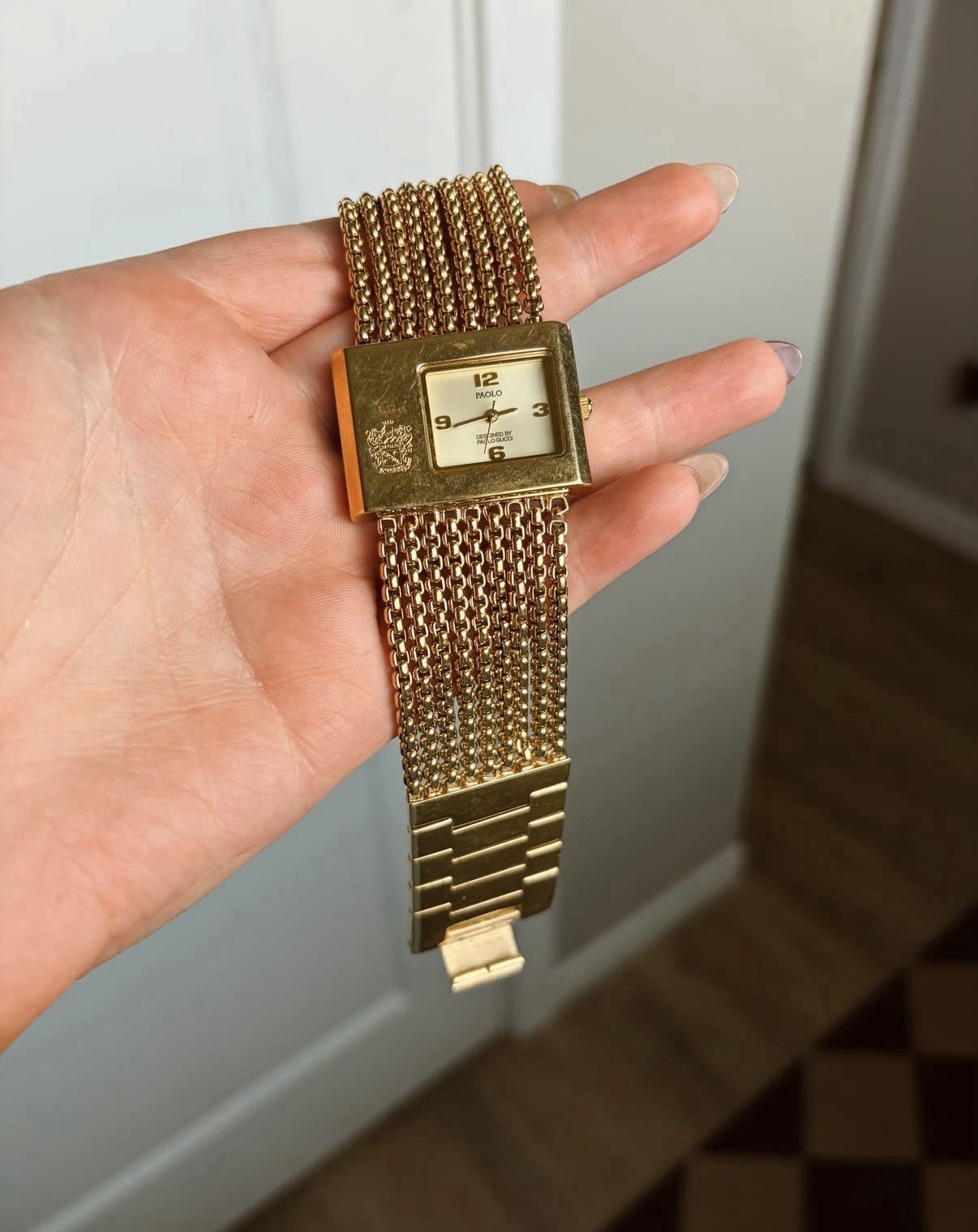 Vintage Paolo Gucci Gold-Tone Bracelet Watch Vintage Paolo Gucci Gold-Tone Bracelet Watch