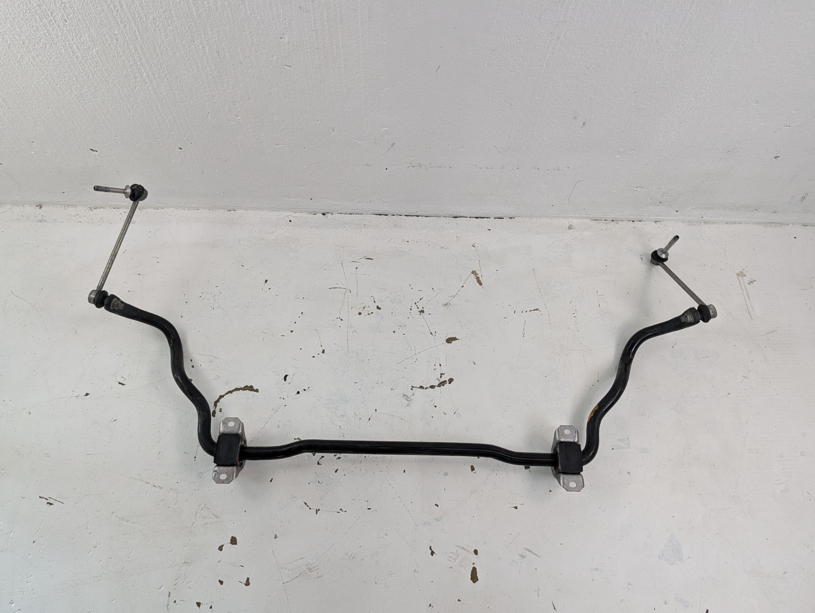 2014-2018 BMW F15 X5 Front Anti Roll Stabilizer Sway Bar W/ End Links OEM