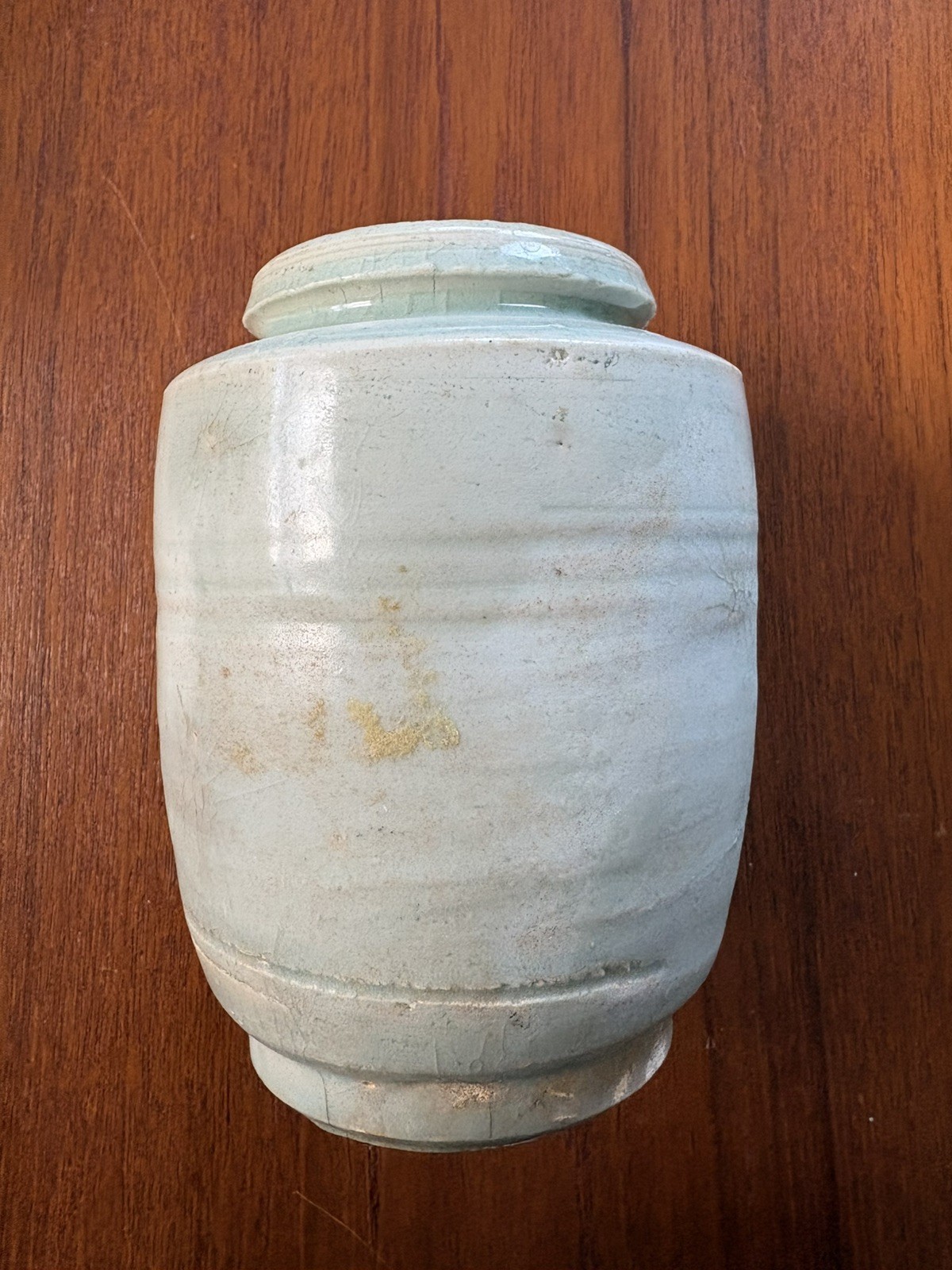 Antique Chinese Gunpowder Or Bullet Jar Ming Dynasty Celadon Glazed