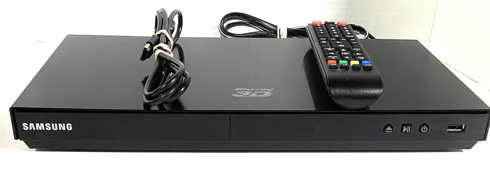 Samsung 3D Blu-Ray Player DVD BD-EM59C w/Remote & HDMI Cable Tested Works Great Samsung 3D Blu-Ray Player DVD BD-EM59C w/Remote & HDMI Cable Tested Works Great