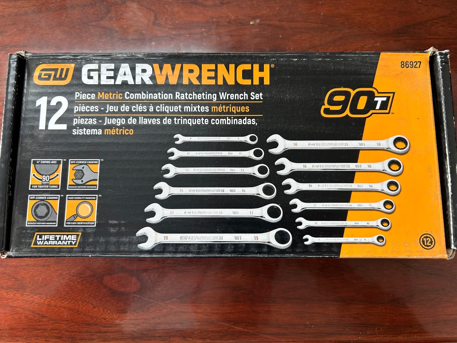 NEW Gearwrench 12pc Metric combination ratcheting wrench set with rack 86927 NEW Gearwrench 12pc Metric combination ratcheting wrench set with rack 86927