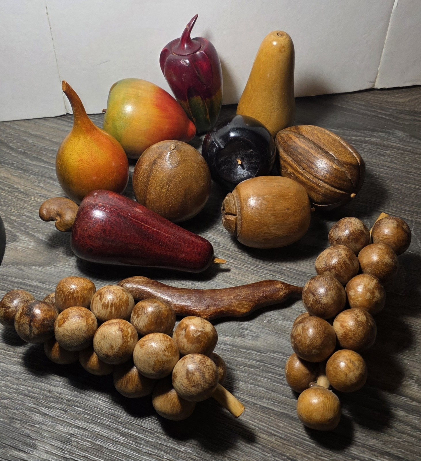 Vintage Retro MCM Wooden Fruit Lot Hand Carved 12 Pieces