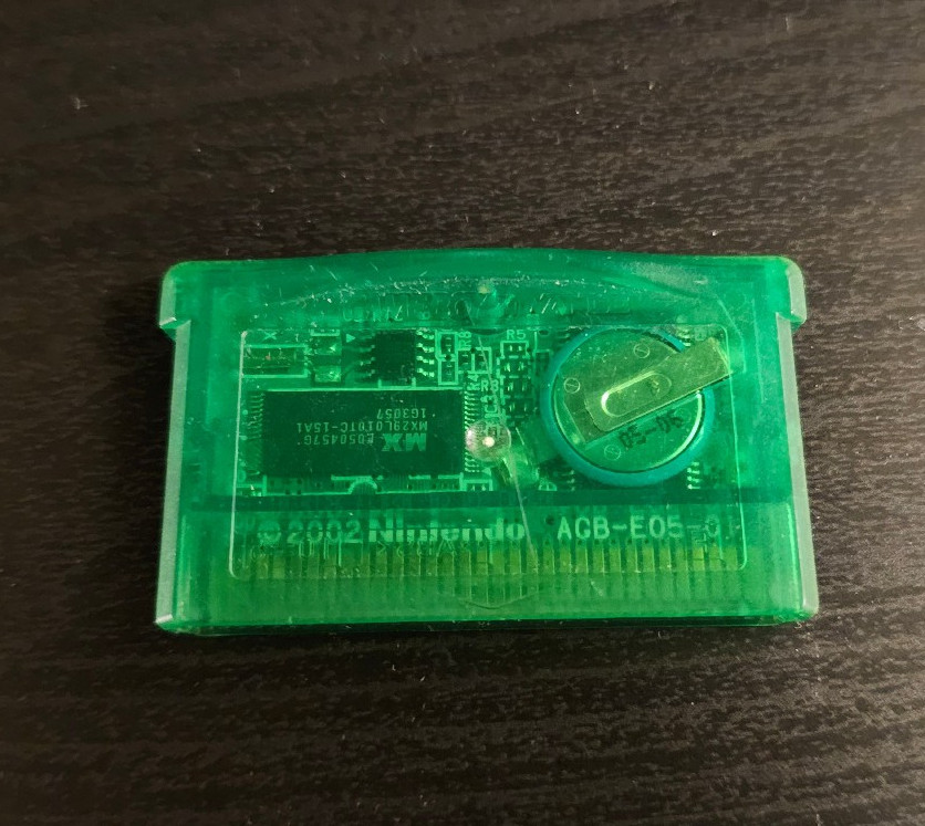 Pokemon Emerald Version Authentic (dry event battery, no label) Pokemon Emerald Version Authentic (dry event battery, no label)