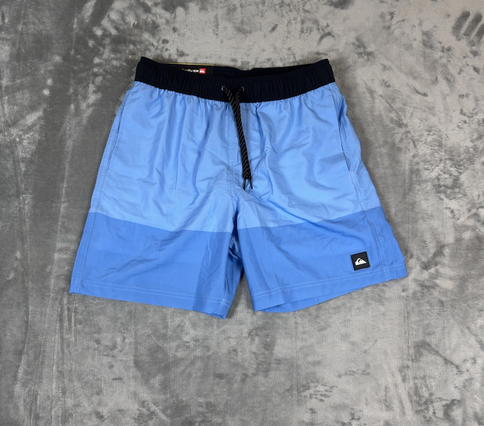 NWT Quicksilver Shorts Mens Small Blue Lined Elastic Waist Beach 7” Inseam