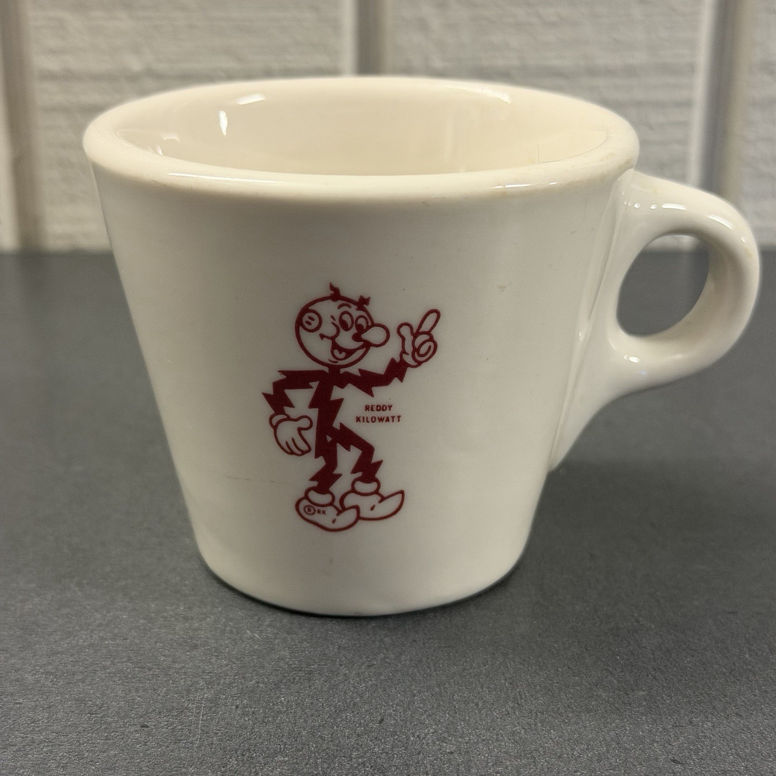 Vintage 1950s Reddy Kilowatt Restaurant Ware Coffee Cup Syracuse China USA 🔥