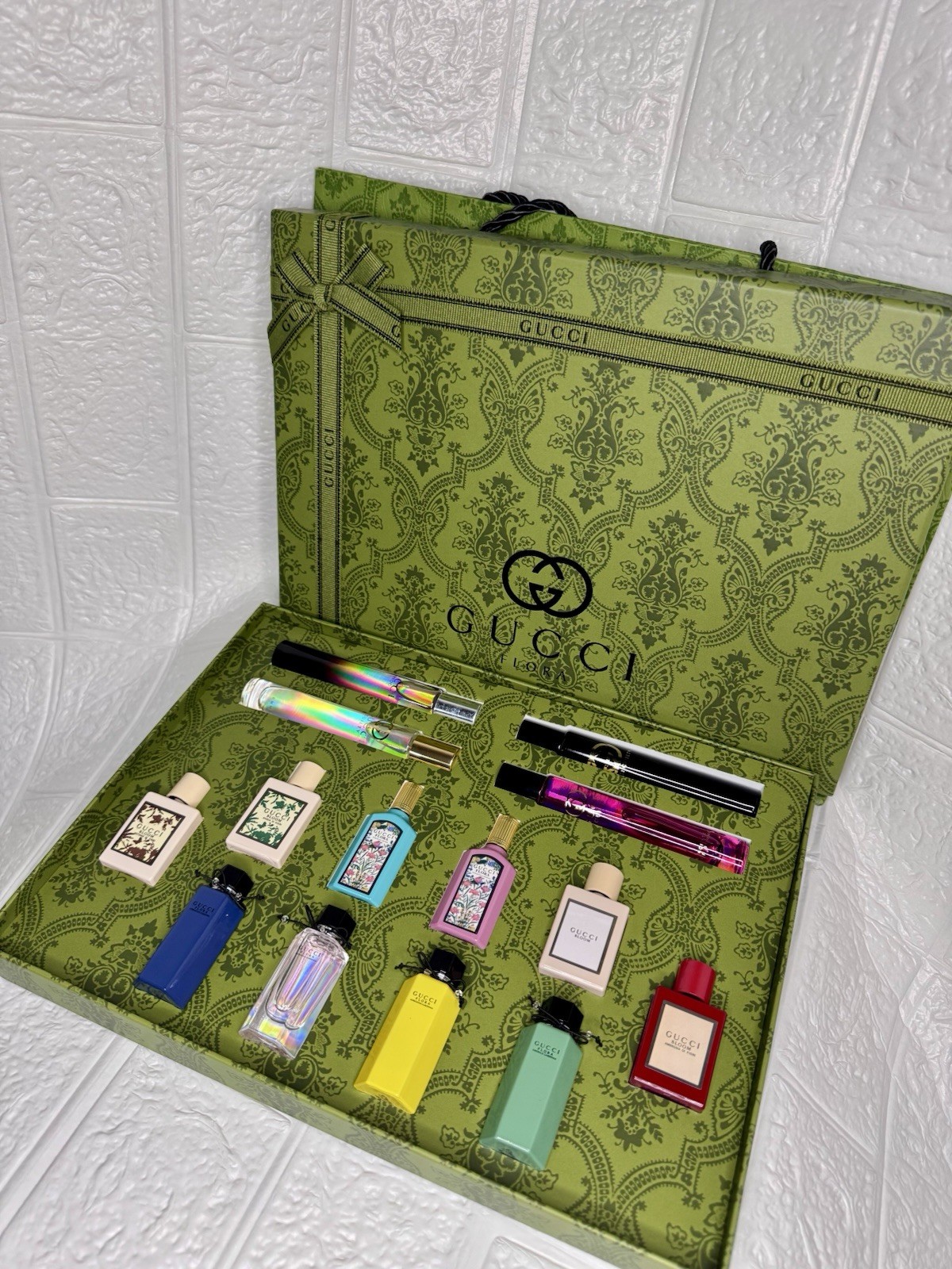 Gucci Flora & Gorgeous Luxury Fragrance Gift Set NWT – 14-Piece Collection