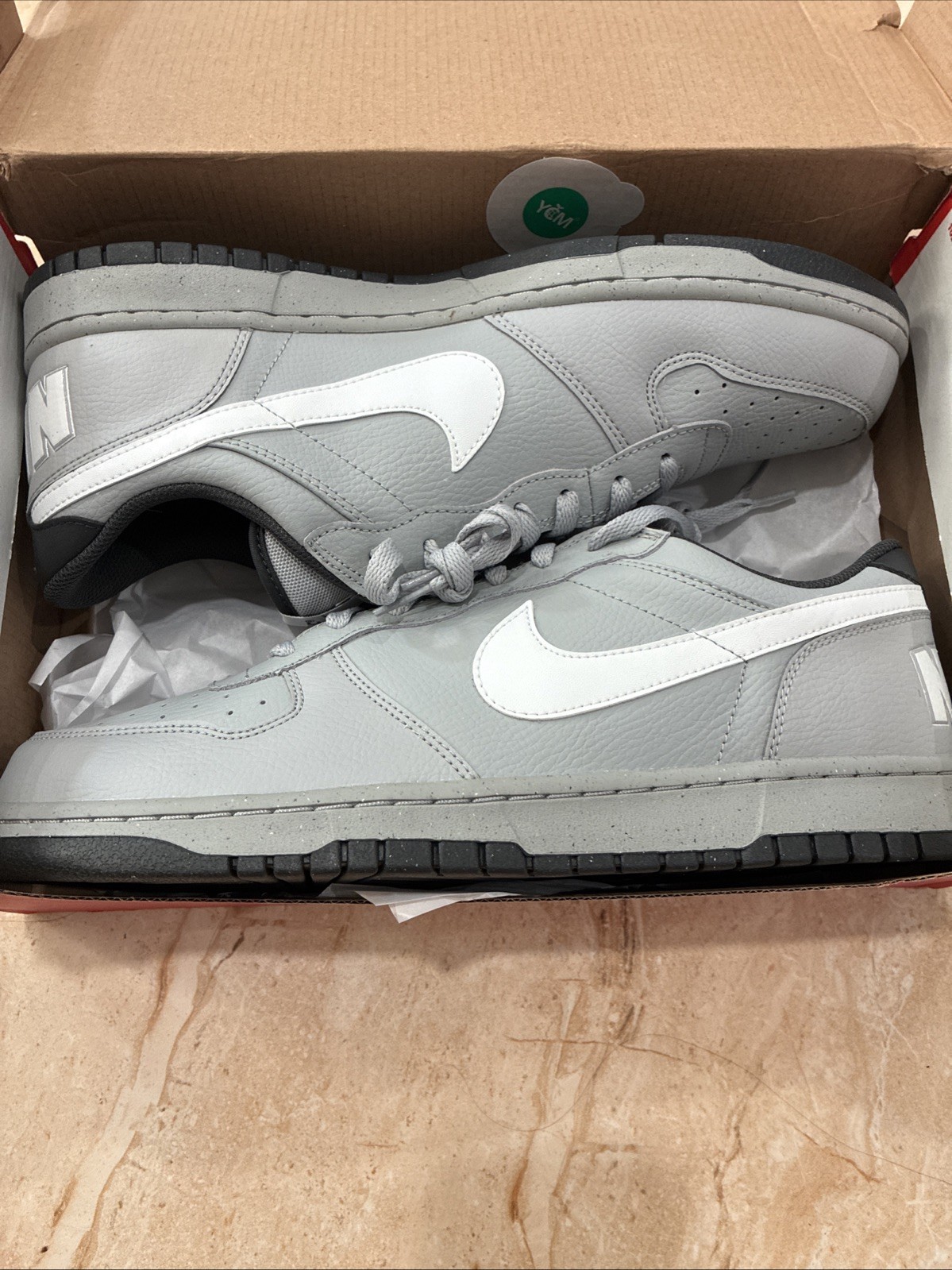 Nike Big Nike Low Light Smoke Grey White 355152-017 Men\'s Size 13 New With Box Nike Big Nike Low Light Smoke Grey White 355152-017 Men\'s Size 13 New With Box