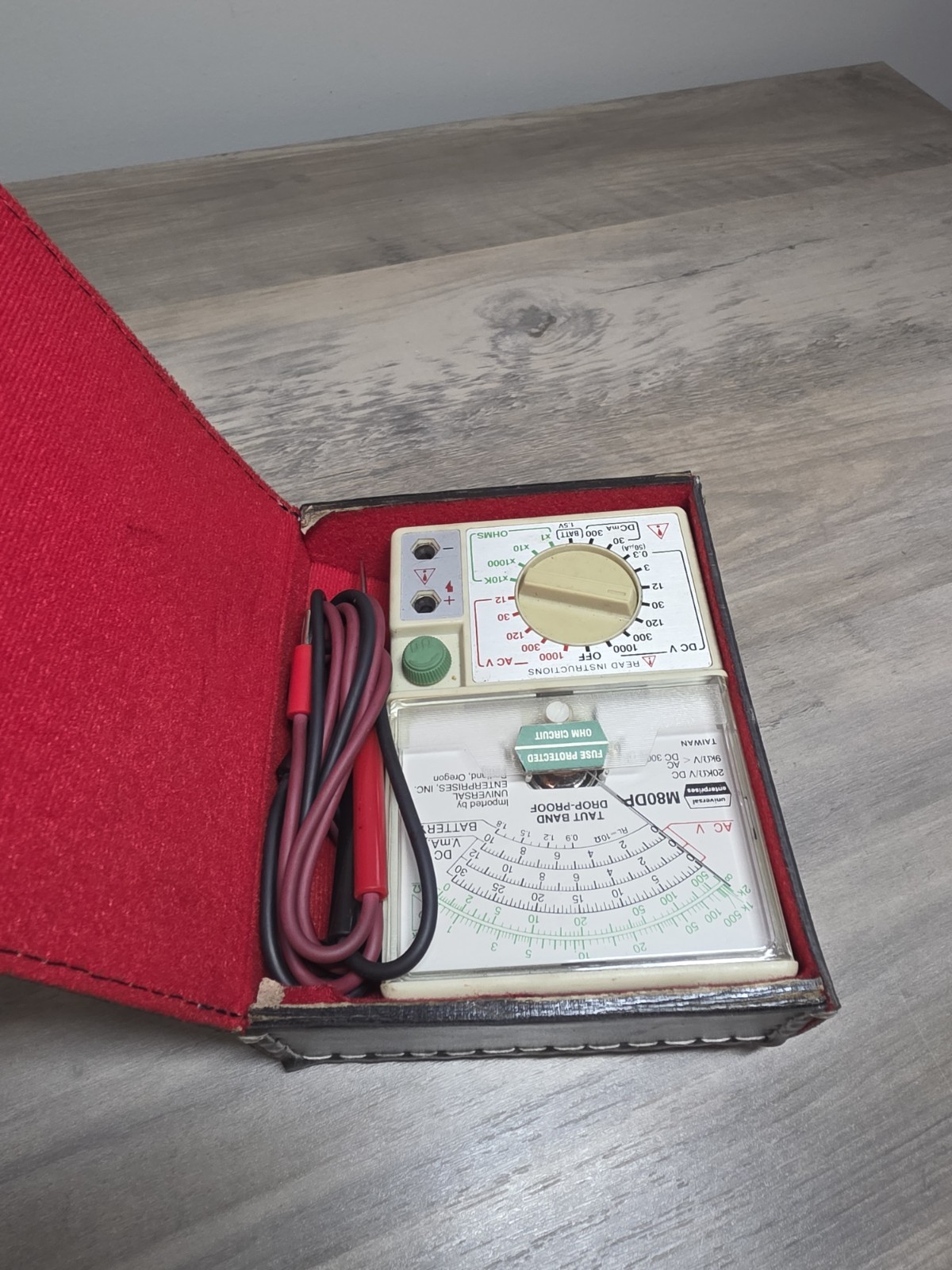 Universal Enterprises Analog Multimeter M80DP with probes 