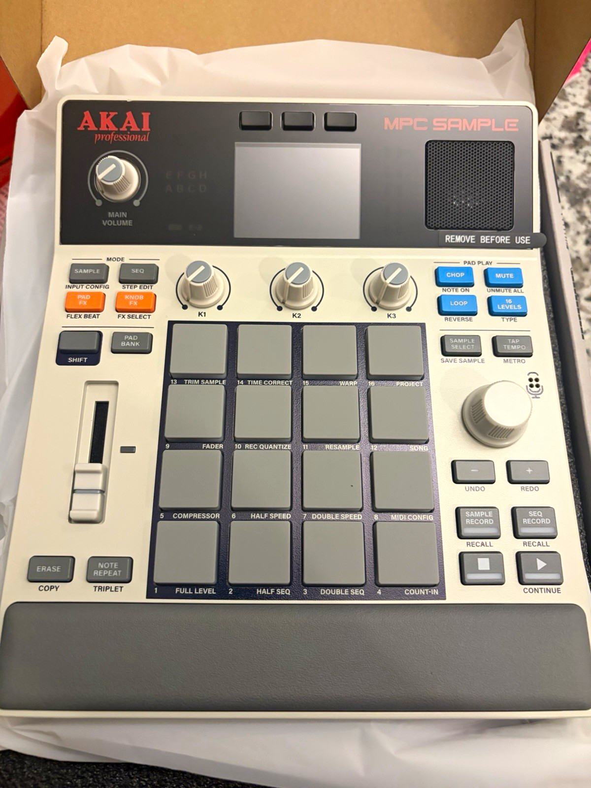 Akai MPC Sample Sampler & Sequencer Controller, 16 Pad Triggers, USB