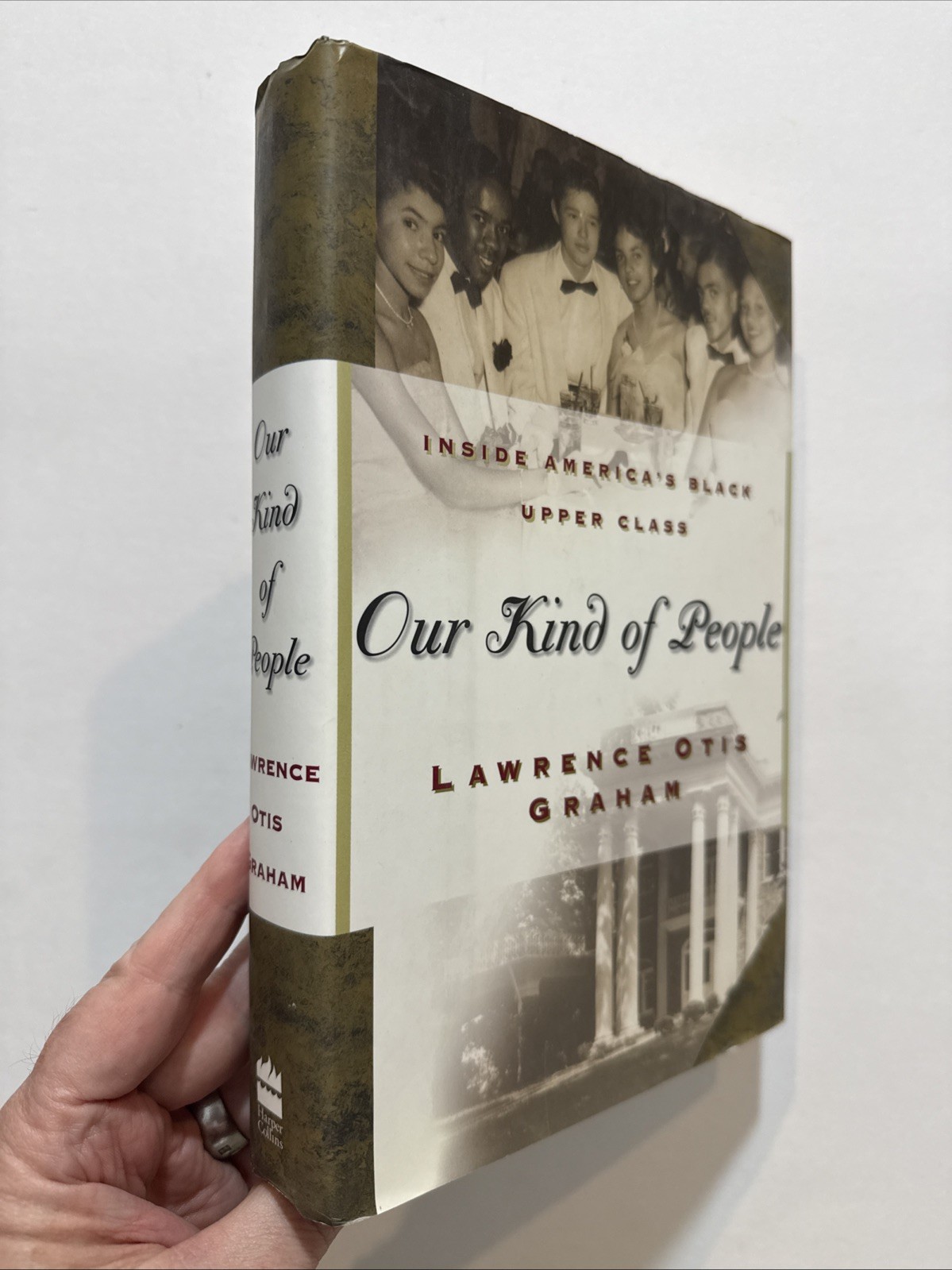 Our Kind of People : Inside America\'s Black Upper Class Lawrence