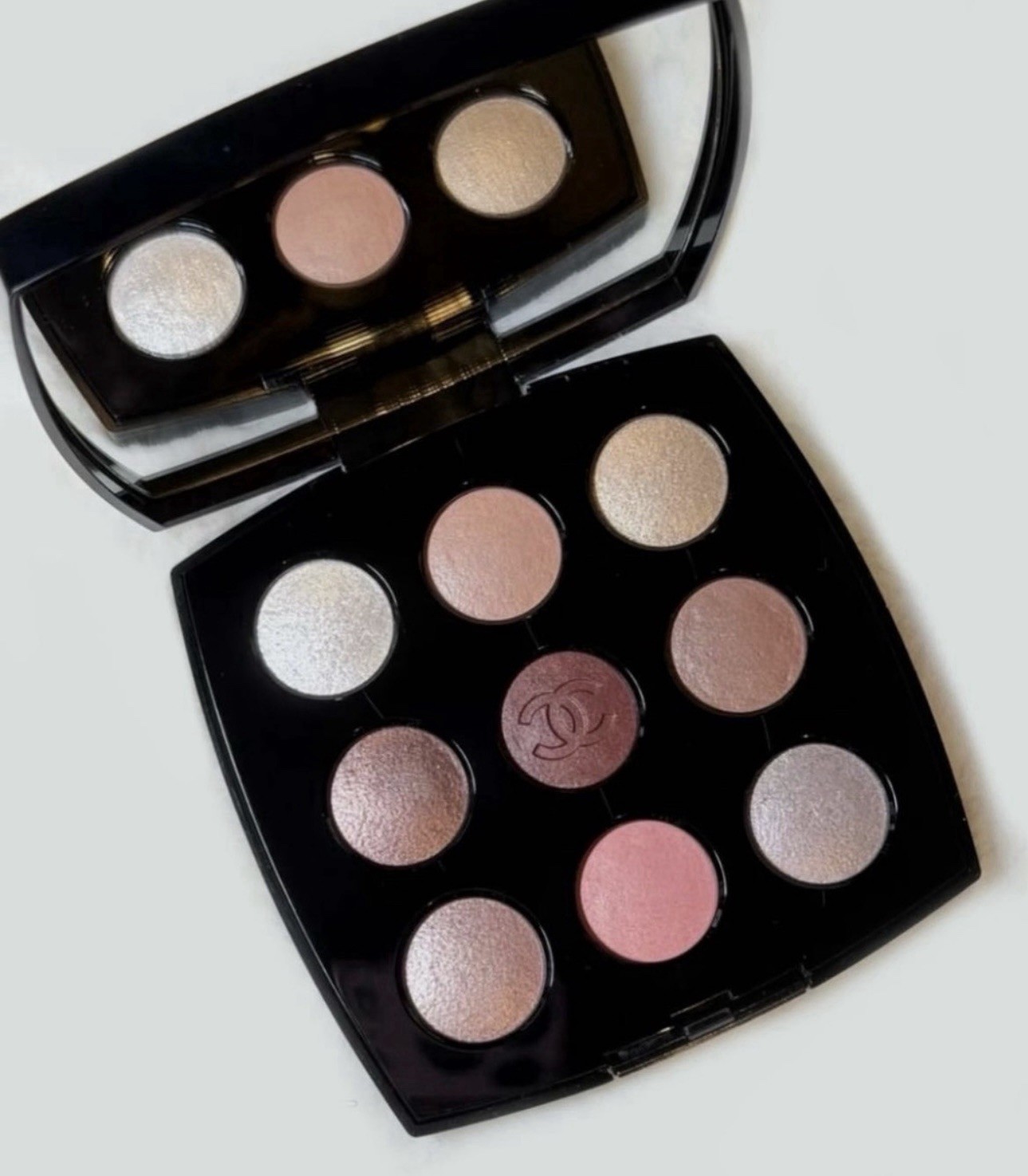 NEW CHANEL LES 9 OMBRES 587 - THE NEW SMOKY EYESHADOW PALETTE SOLD OUT