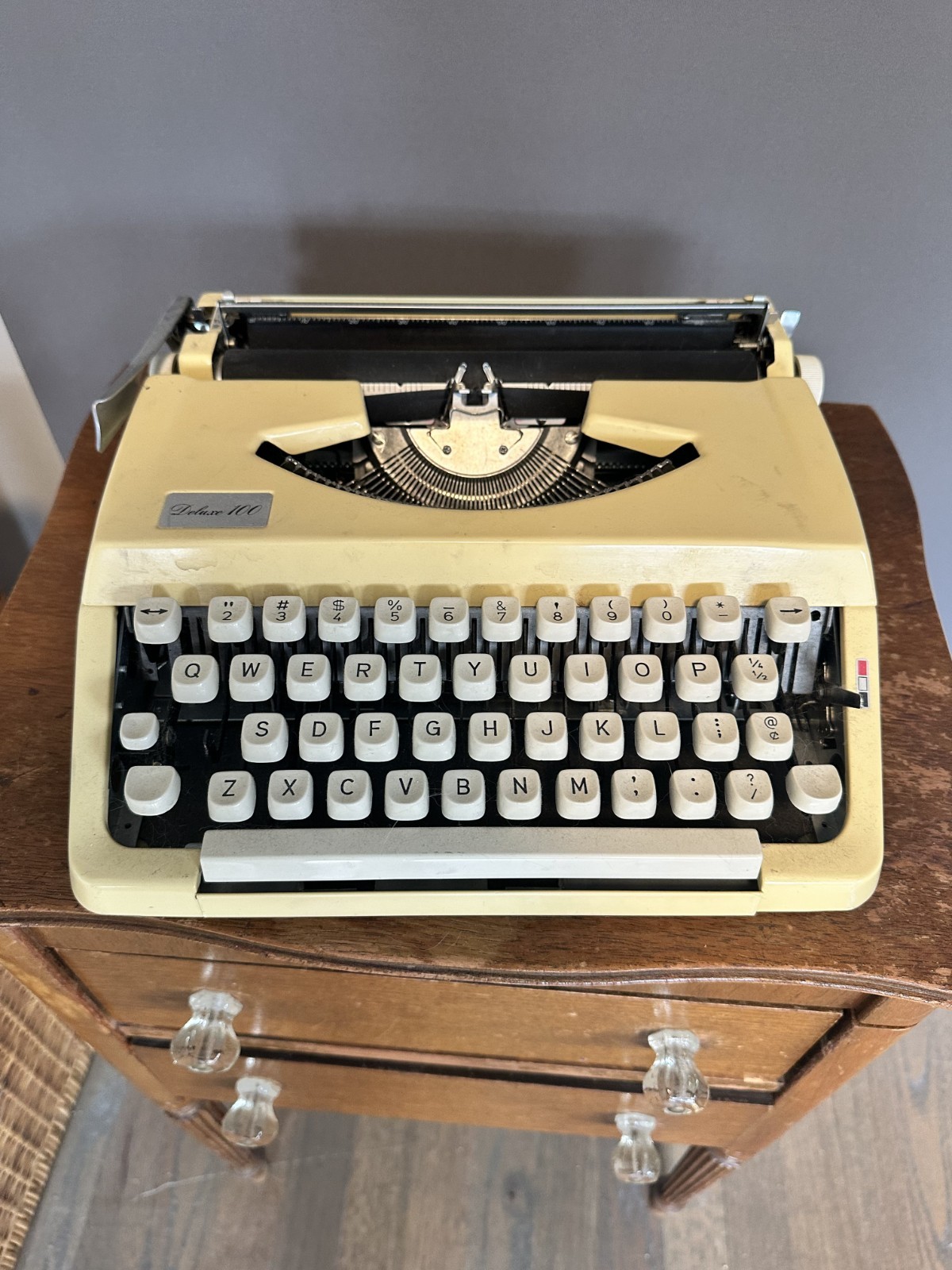 1966 Kmart Deluxe 100 Typewriter - Pastel Yellow 1966 Kmart Deluxe 100 Typewriter - Pastel Yellow