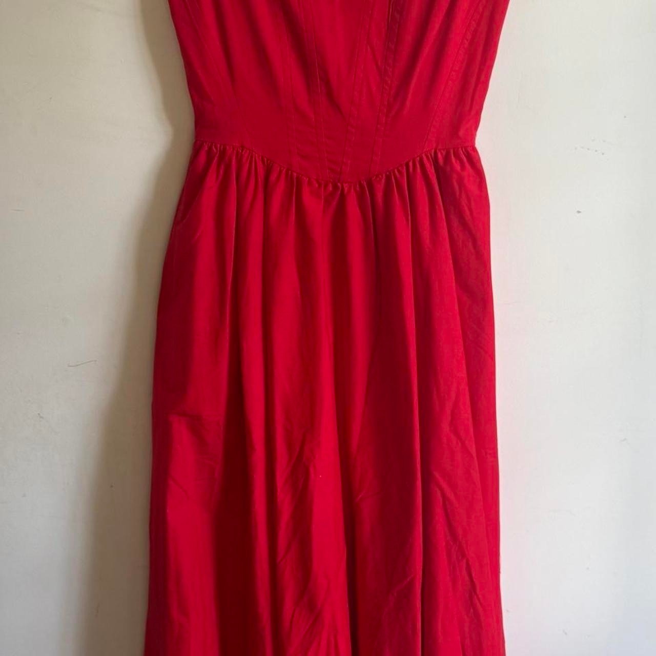 GORGEOUS BRAND NEW WAYF RED CORSET STYLE MAXI DRESS