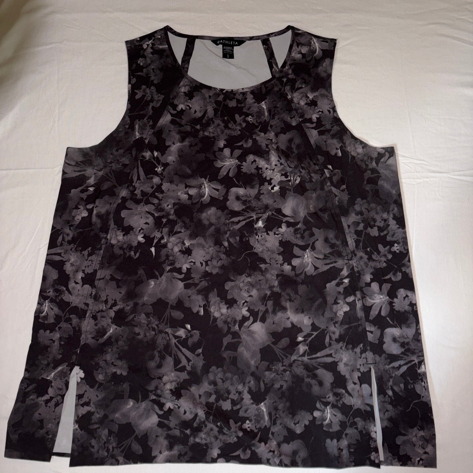 Athleta Refined Renew Tank Women Large Black Floral Split Hem Performance Yoga