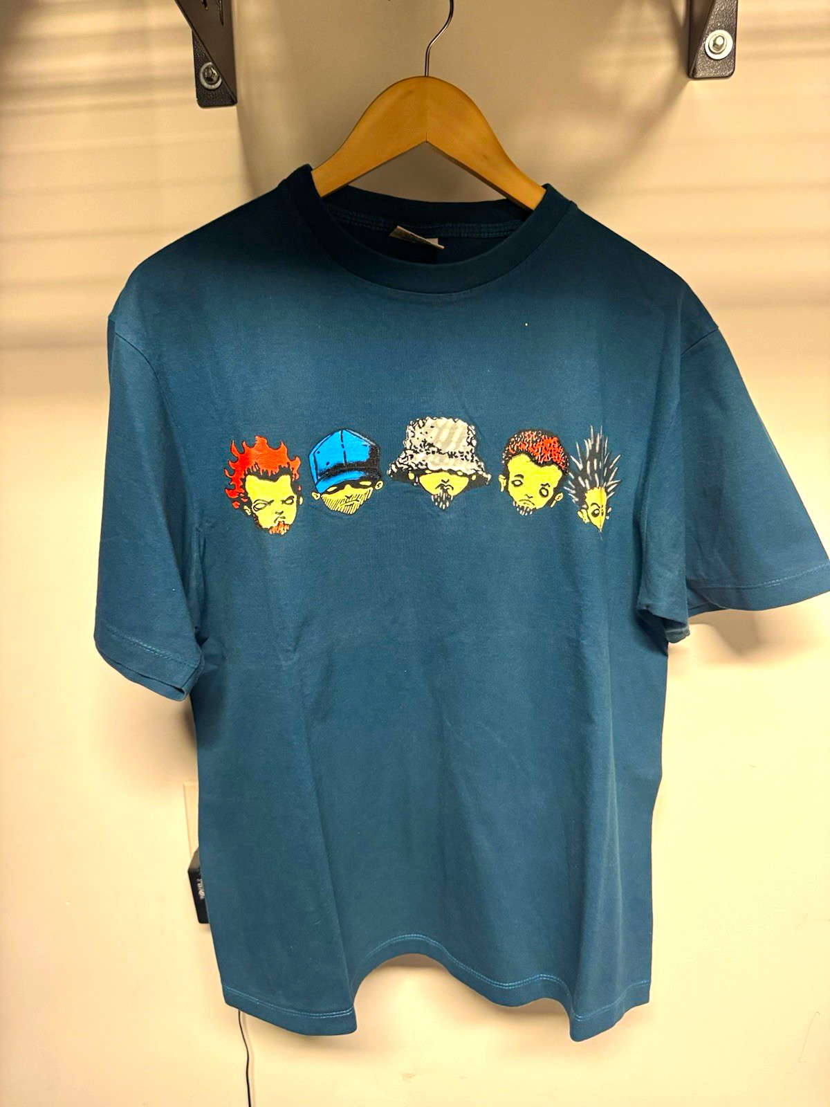 Vintage limp bizkit cartoon tee size large on rusty tag euro good wear and fade Vintage limp bizkit cartoon tee size large on rusty tag euro good wear and fade