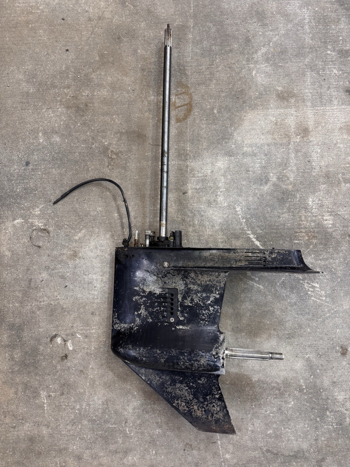 89-95 Mercury/Mariner 40hp Lower Unit