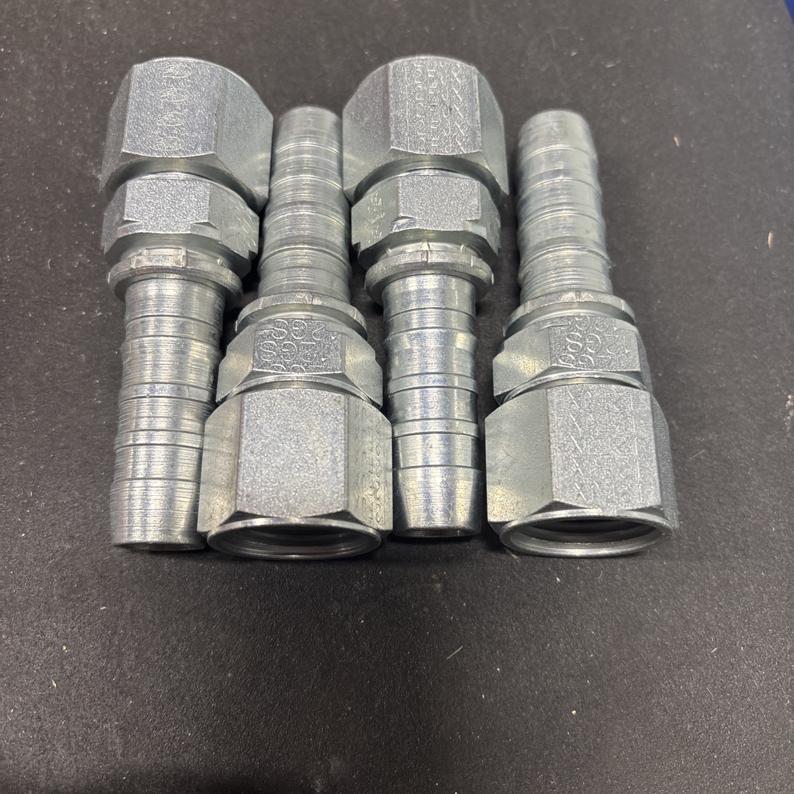 Gates Hydraulic Hose Fittings 12GS-12FJX Female JIC 37° Swivel QTY=4 